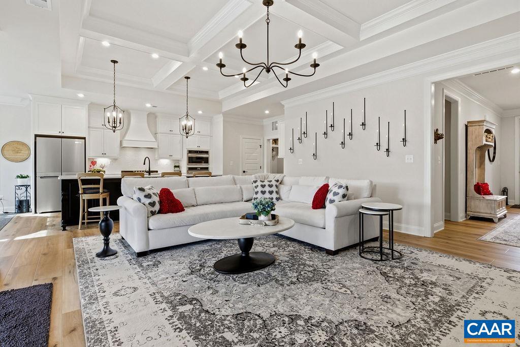 SPRING CREEK - Residential