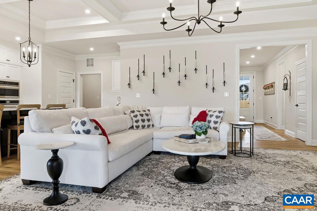 SPRING CREEK - Residential