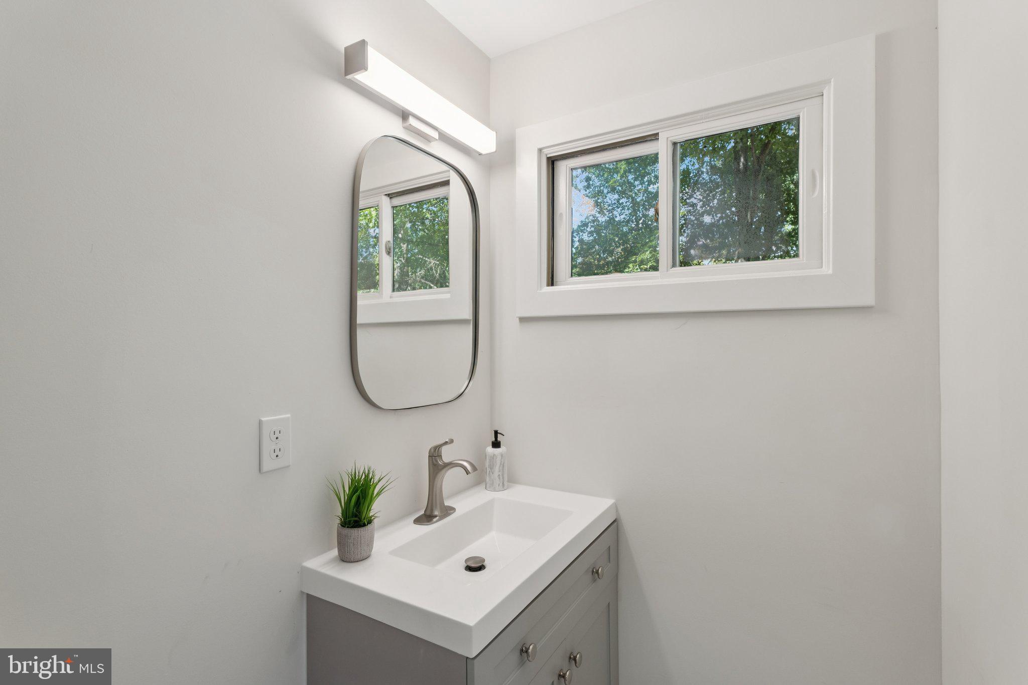 NORTH BETHESDA - Residential