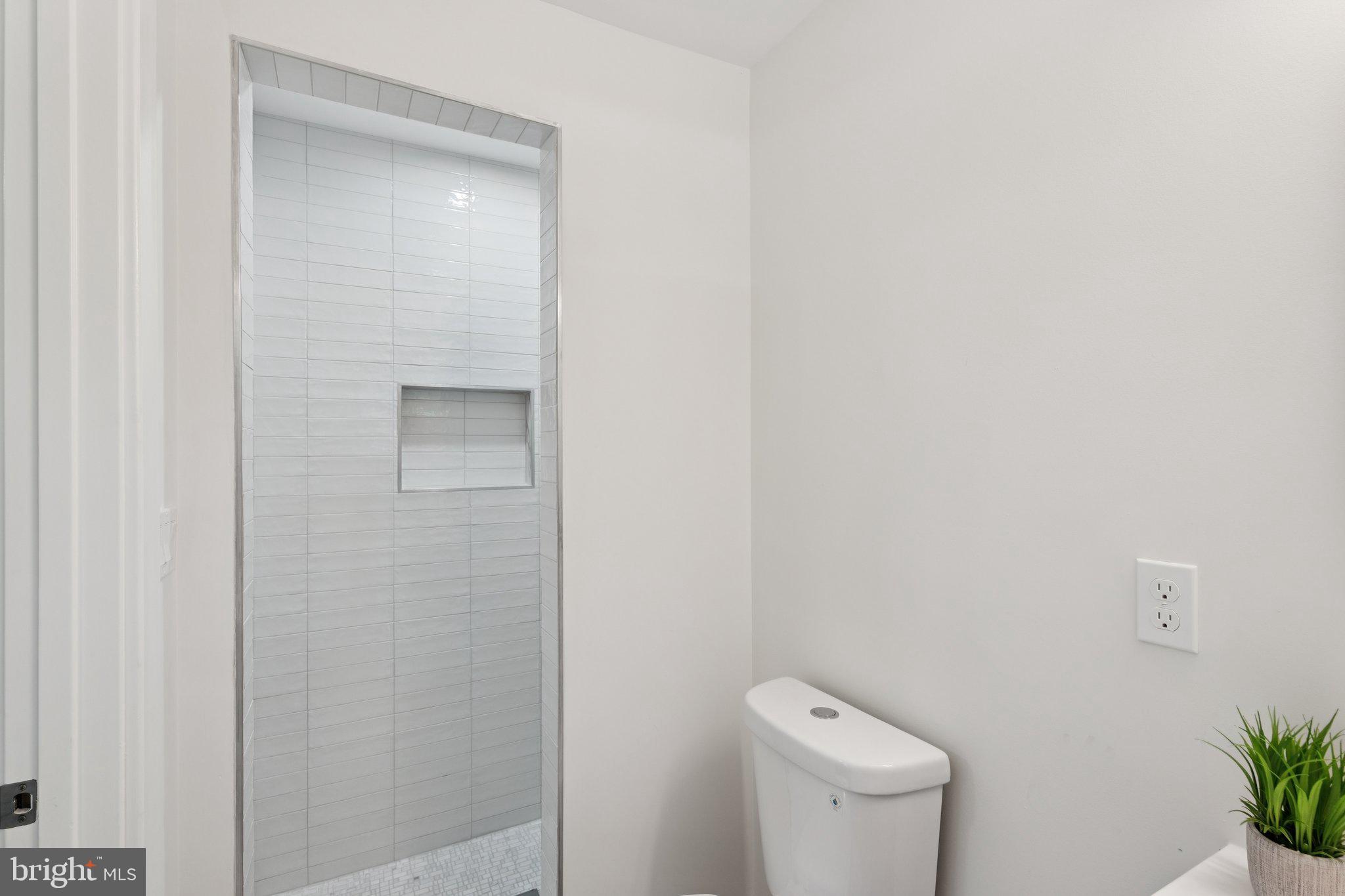 NORTH BETHESDA - Residential