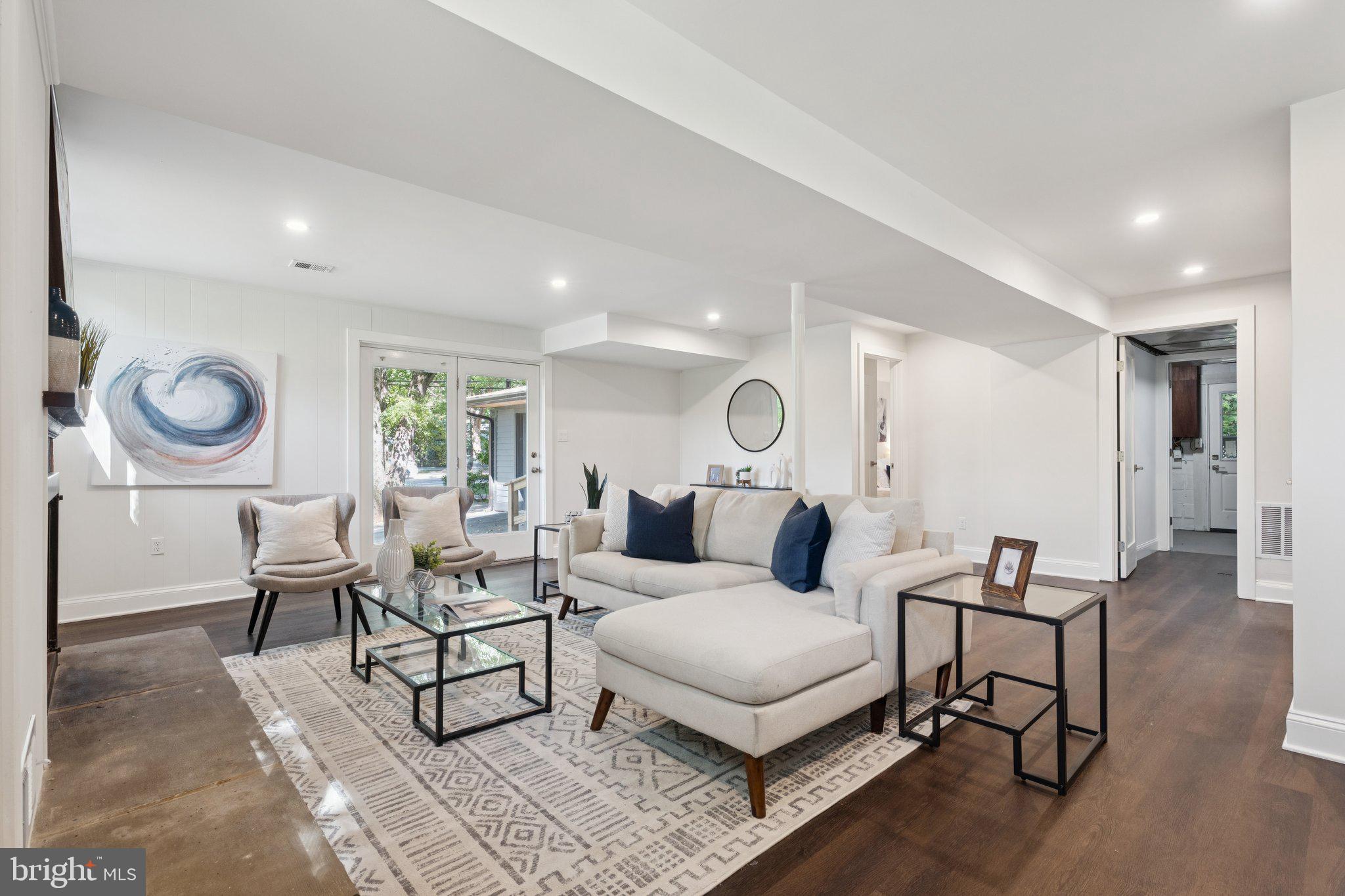 NORTH BETHESDA - Residential