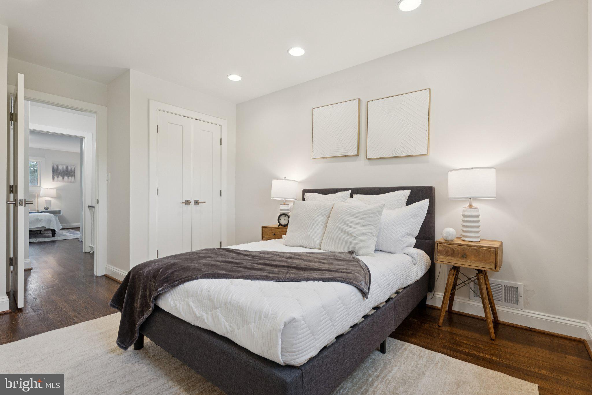 NORTH BETHESDA - Residential