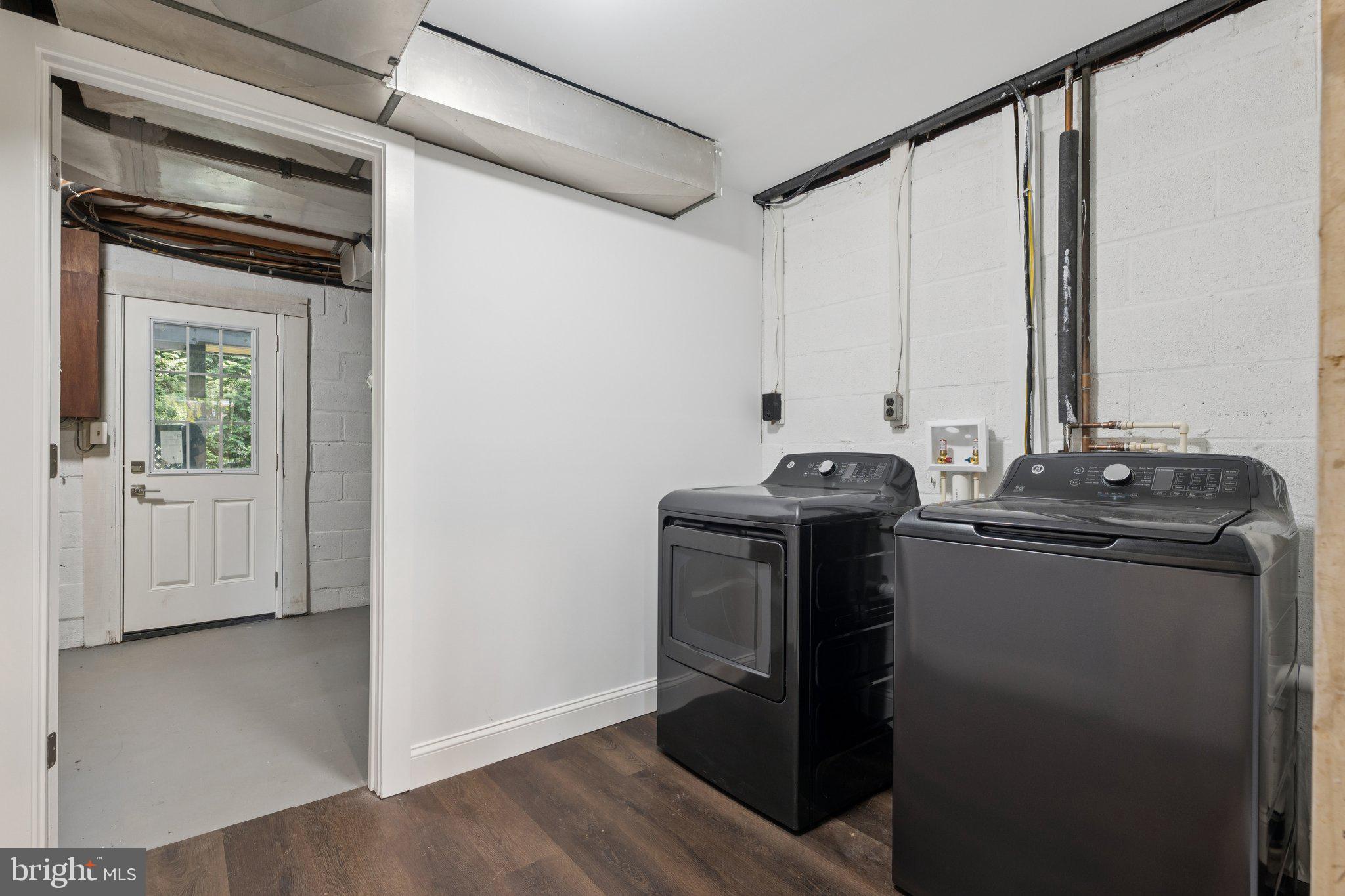 NORTH BETHESDA - Residential