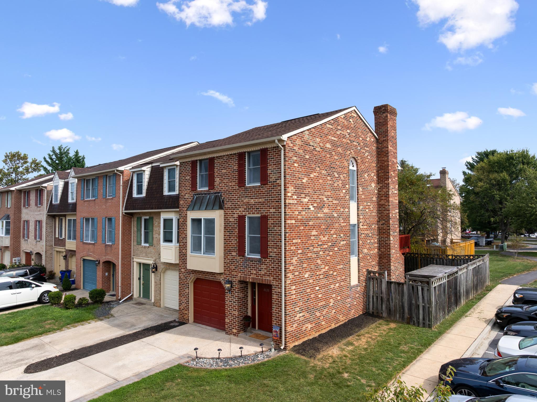 WATERSIDE - Residential