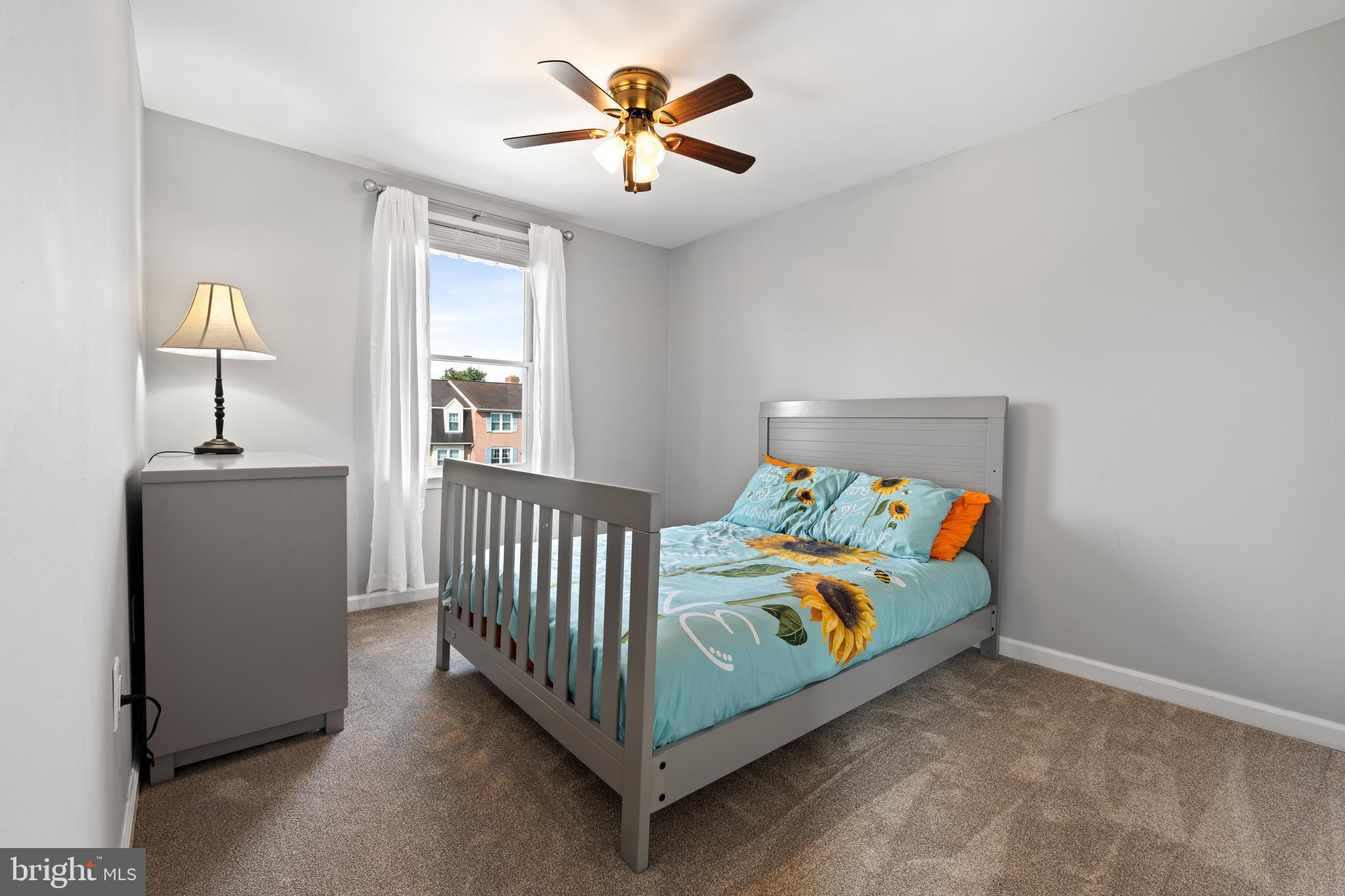 WATERSIDE - Residential