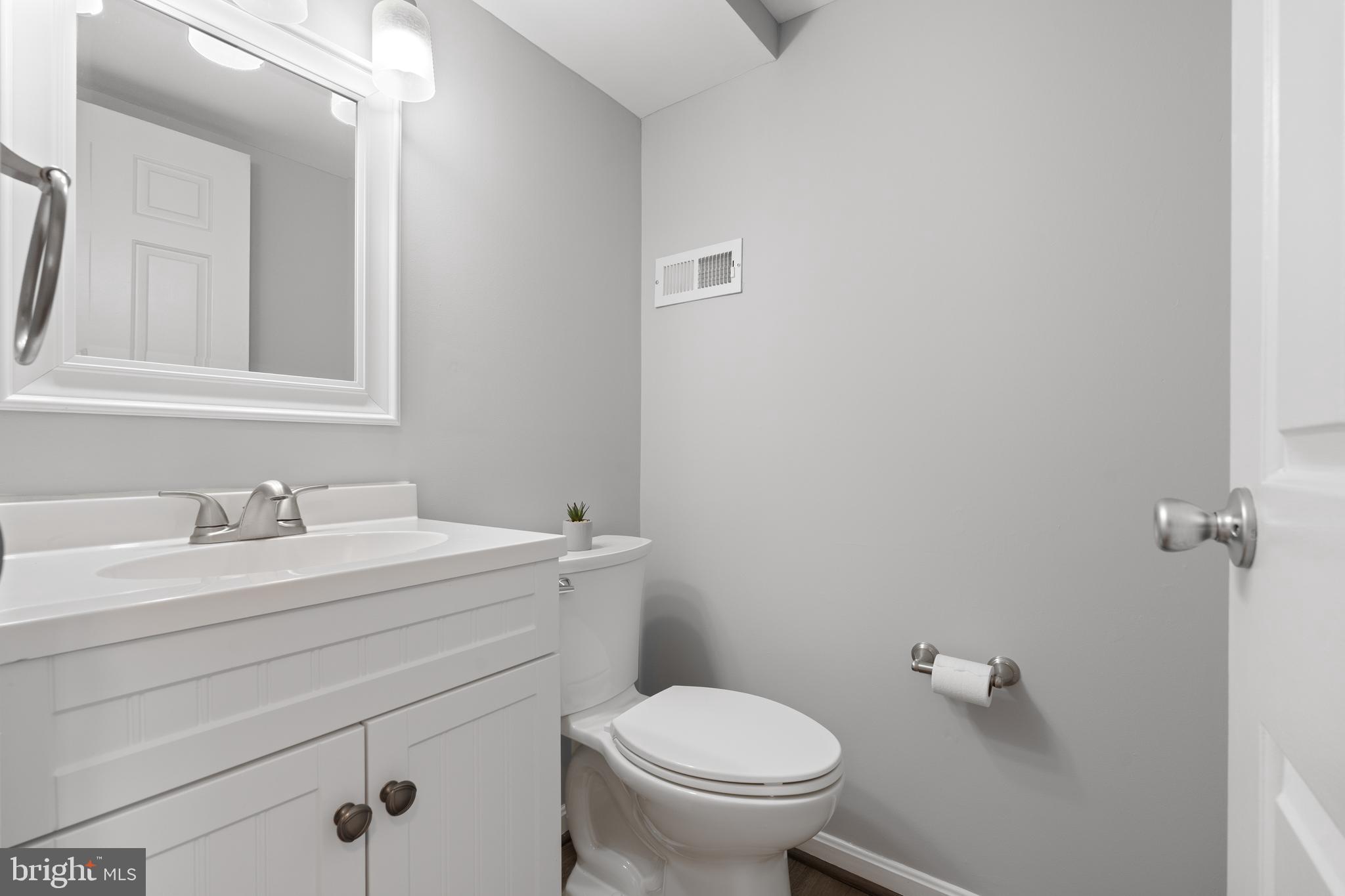 WATERSIDE - Residential