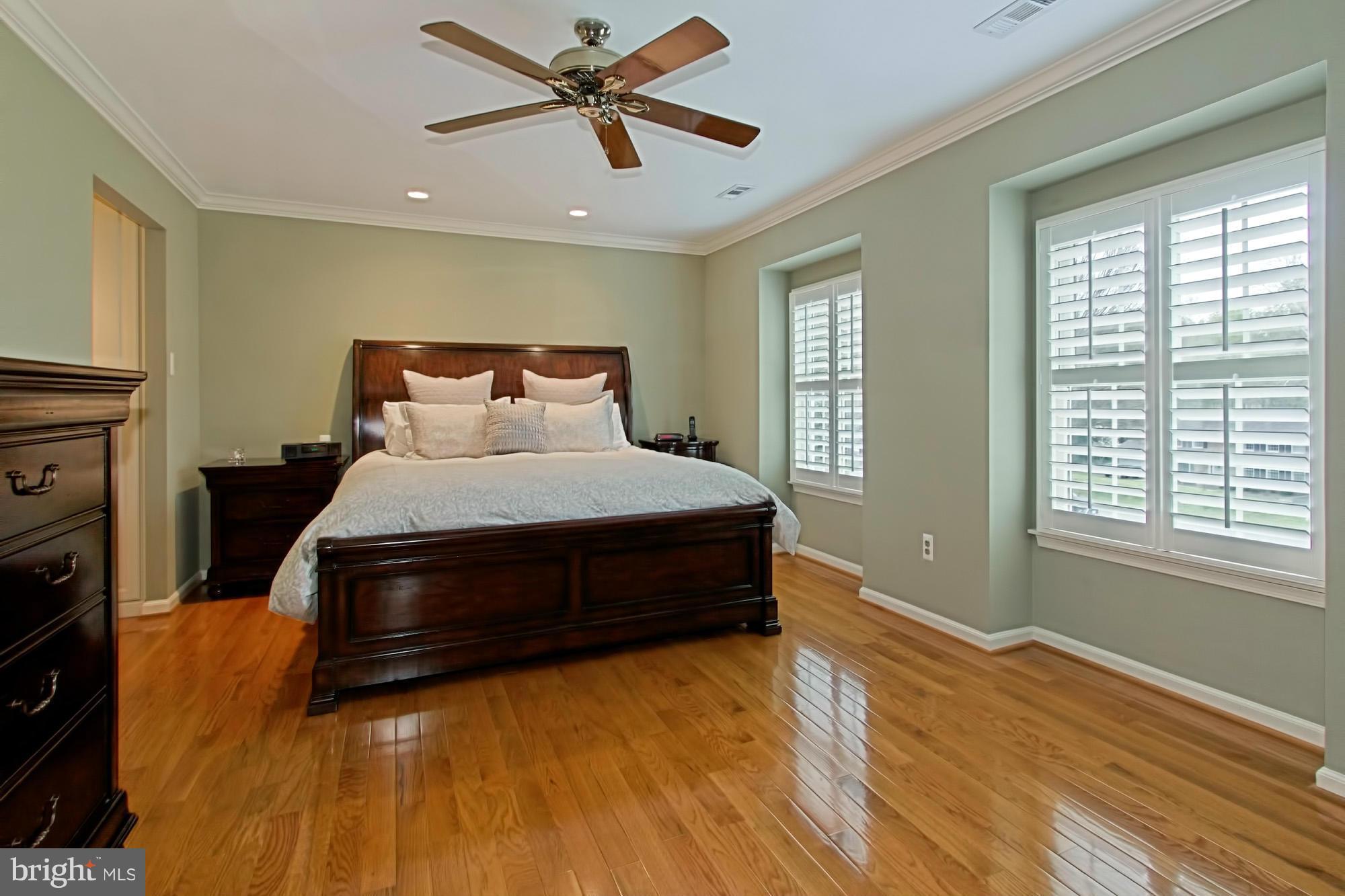 COLCHESTER HUNT - Residential