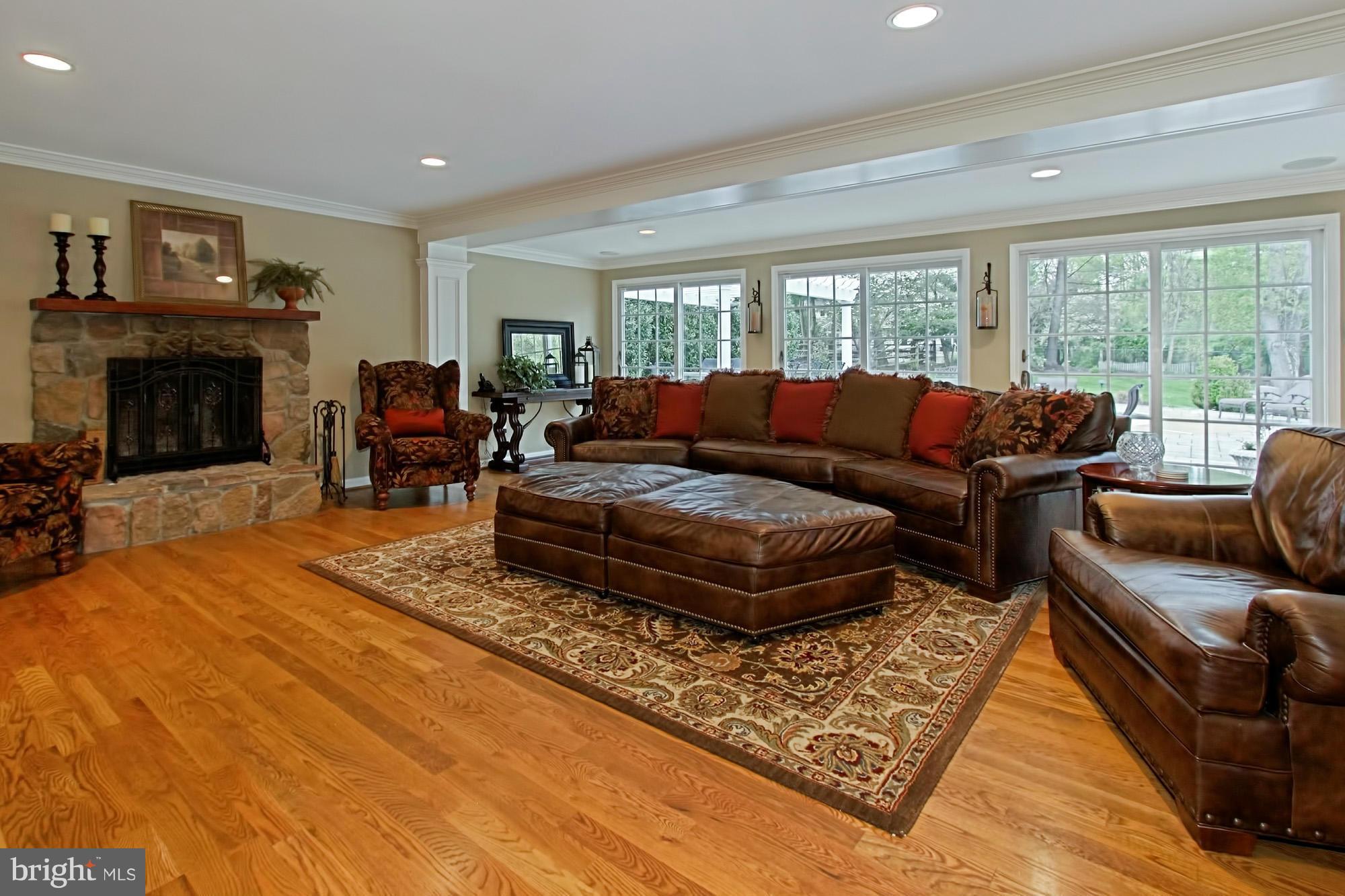 COLCHESTER HUNT - Residential