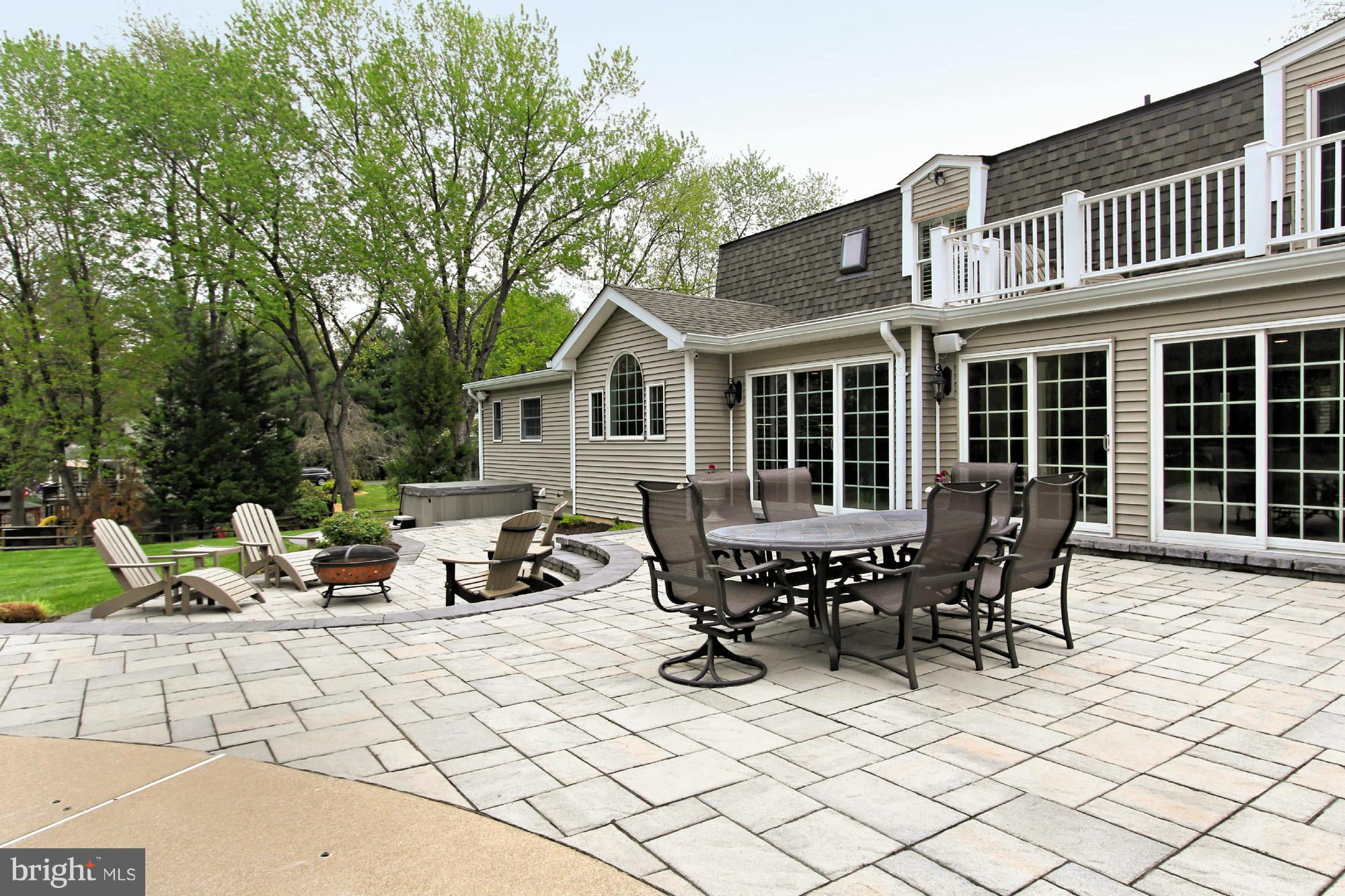 COLCHESTER HUNT - Residential