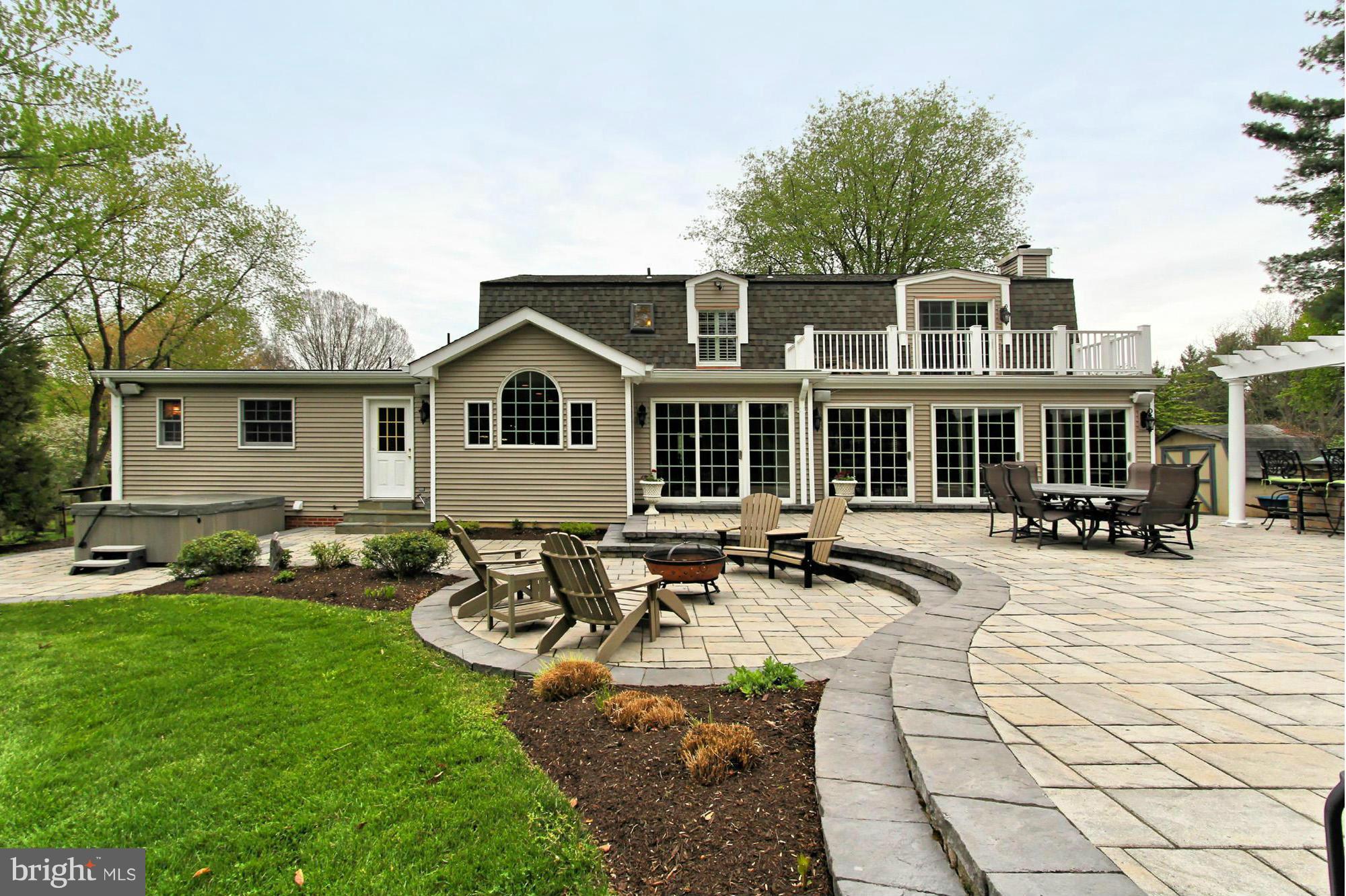 COLCHESTER HUNT - Residential