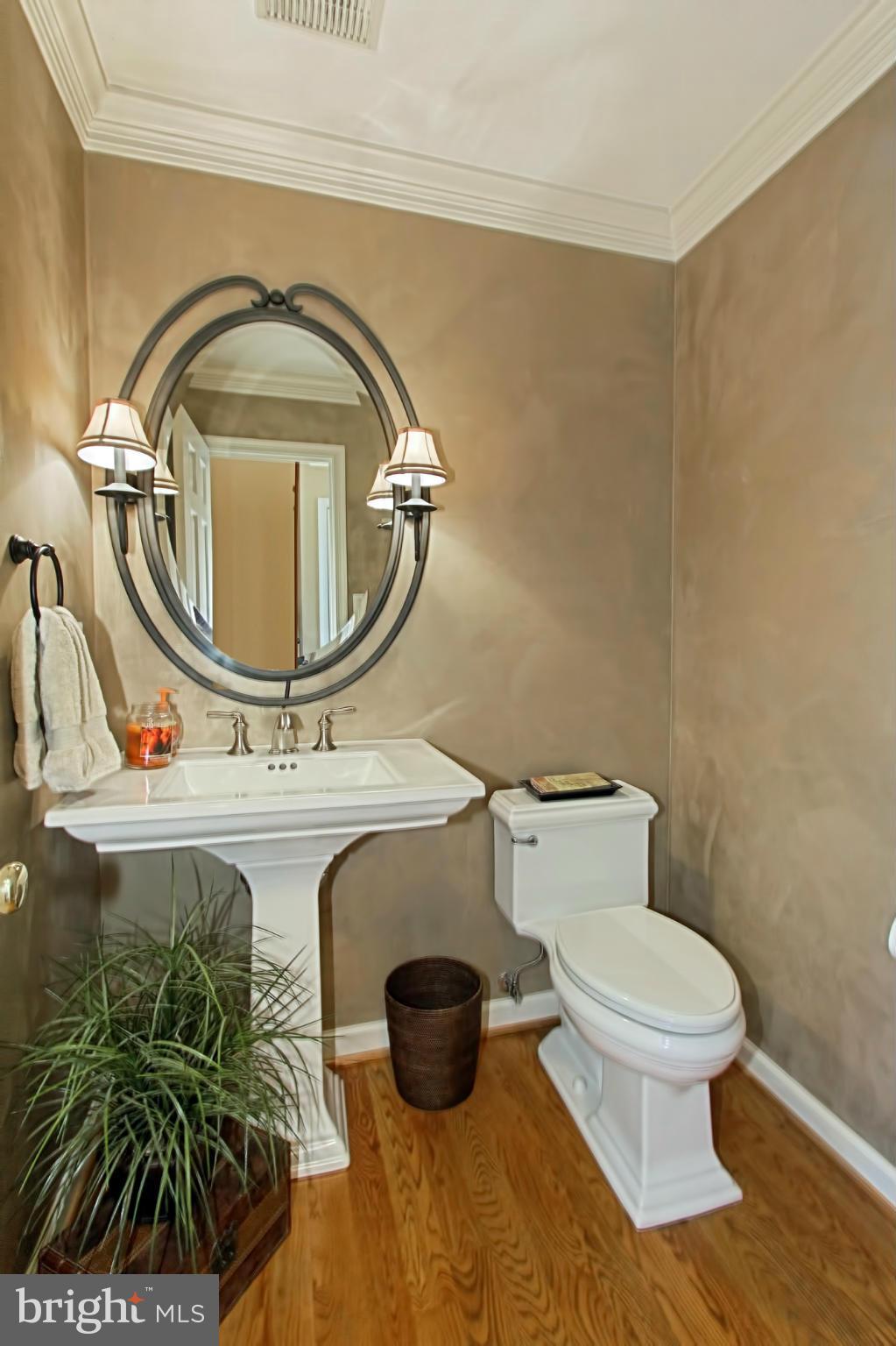 COLCHESTER HUNT - Residential