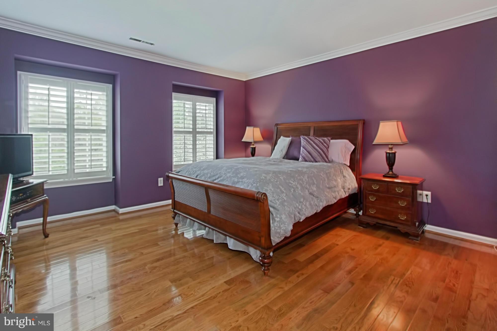 COLCHESTER HUNT - Residential