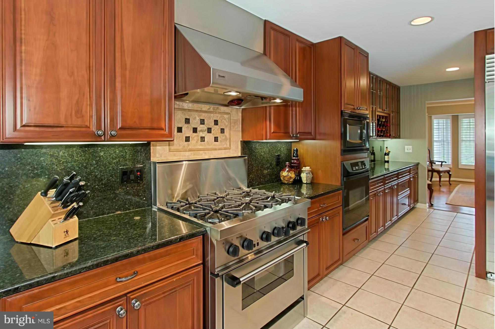 COLCHESTER HUNT - Residential