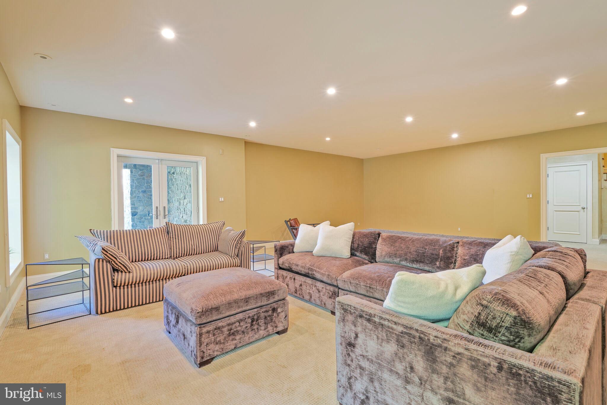 HERBERT SPRINGS - Residential Lease