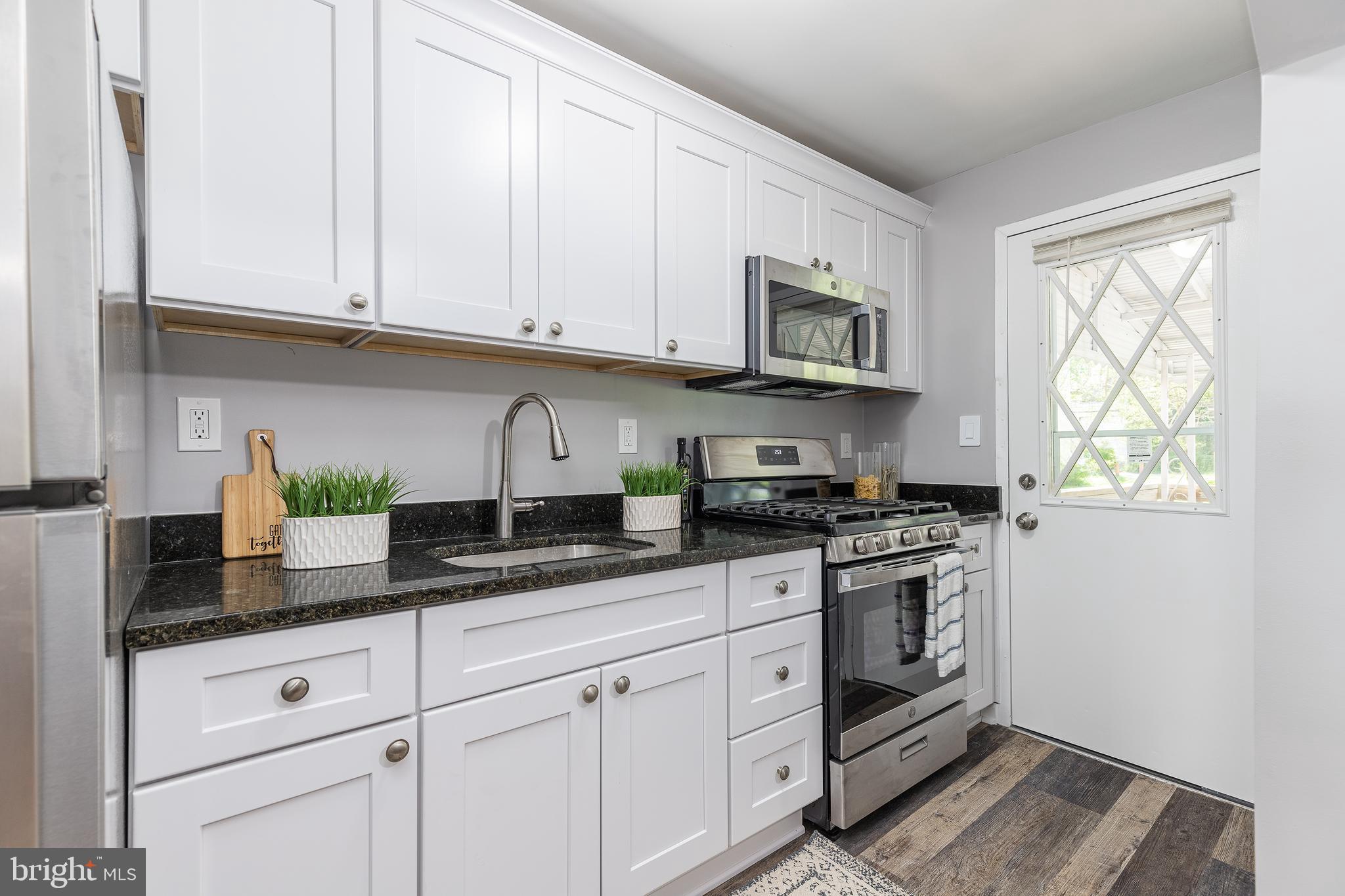 HAMPDEN HISTORIC DISTRICT - Residential