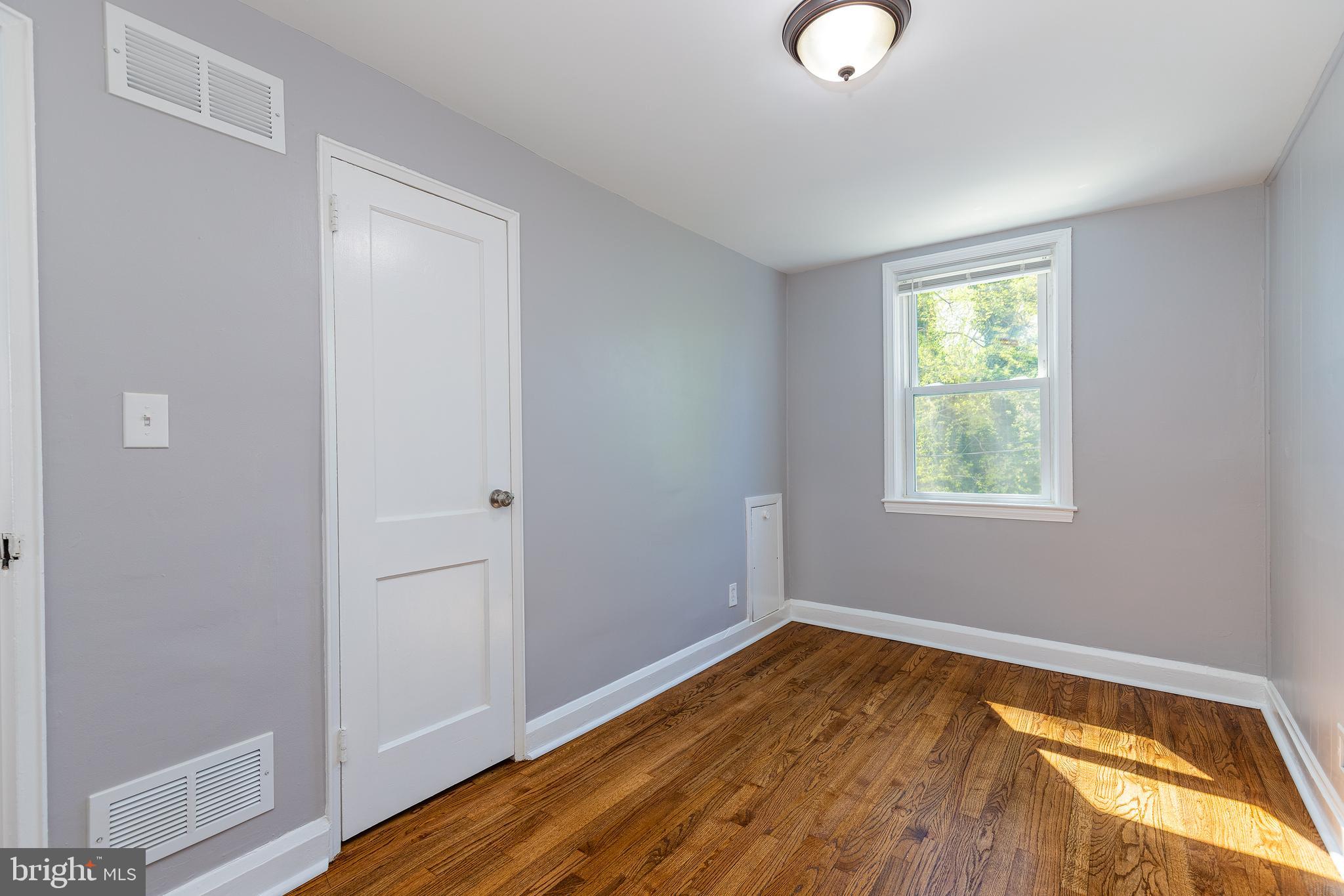 HAMPDEN HISTORIC DISTRICT - Residential