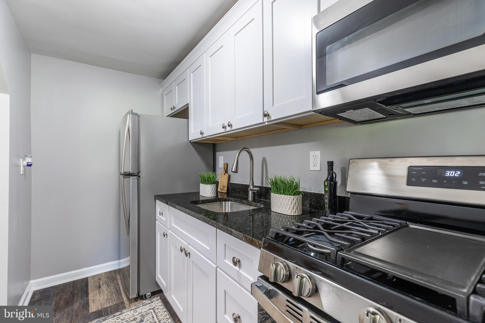 HAMPDEN HISTORIC DISTRICT - Residential