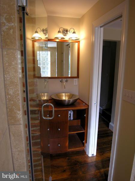 FEDERAL HILL HISTORIC DISTRICT - Residential Lease