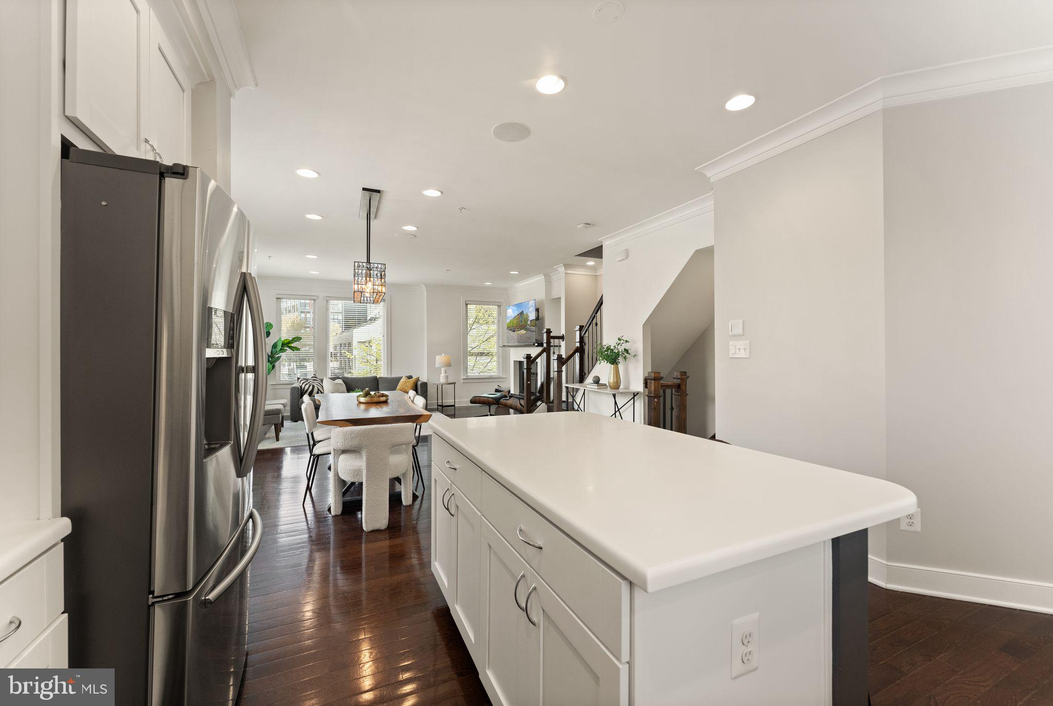 MOSAIC AT MERRIFIELD - Residential