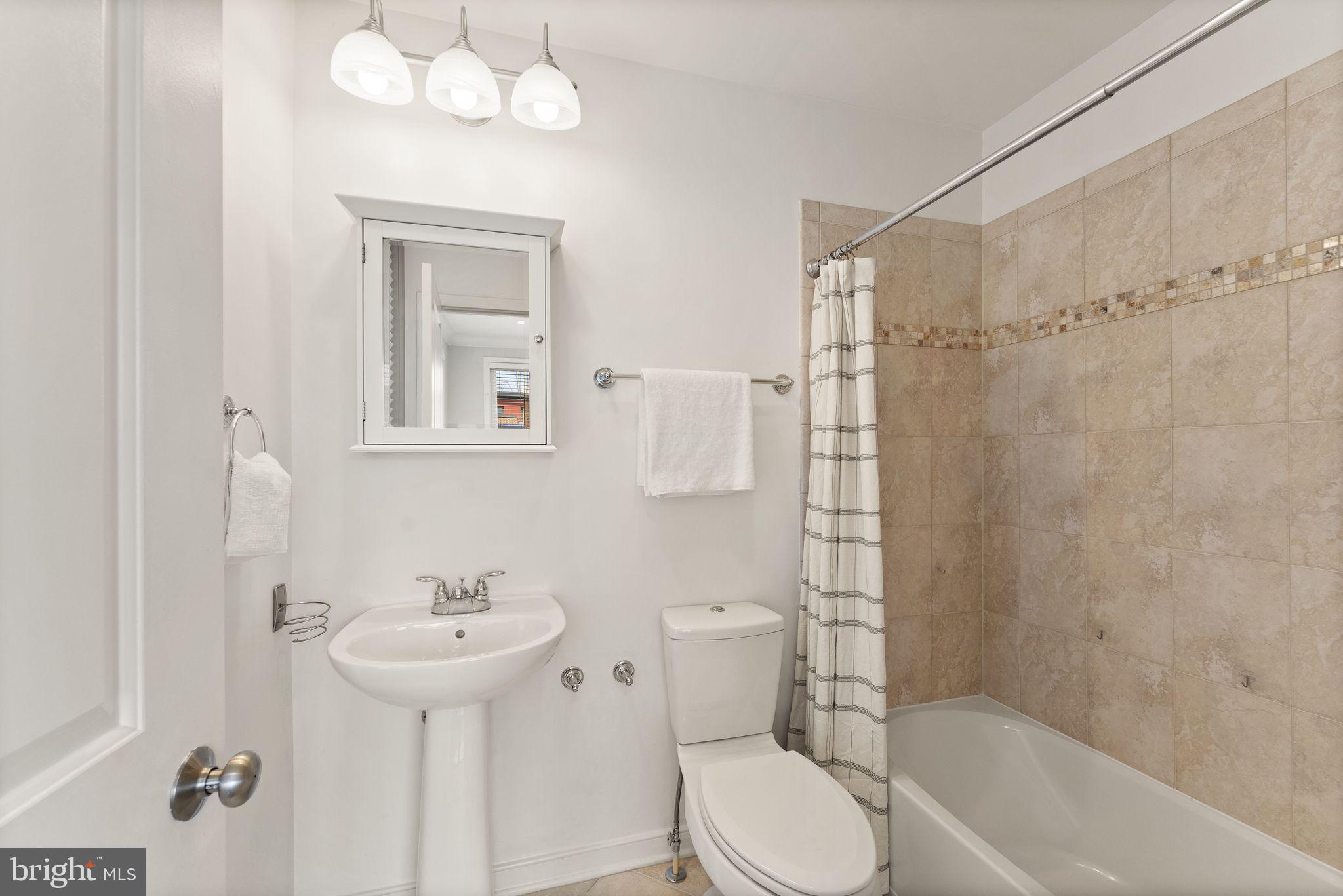 MOSAIC AT MERRIFIELD - Residential