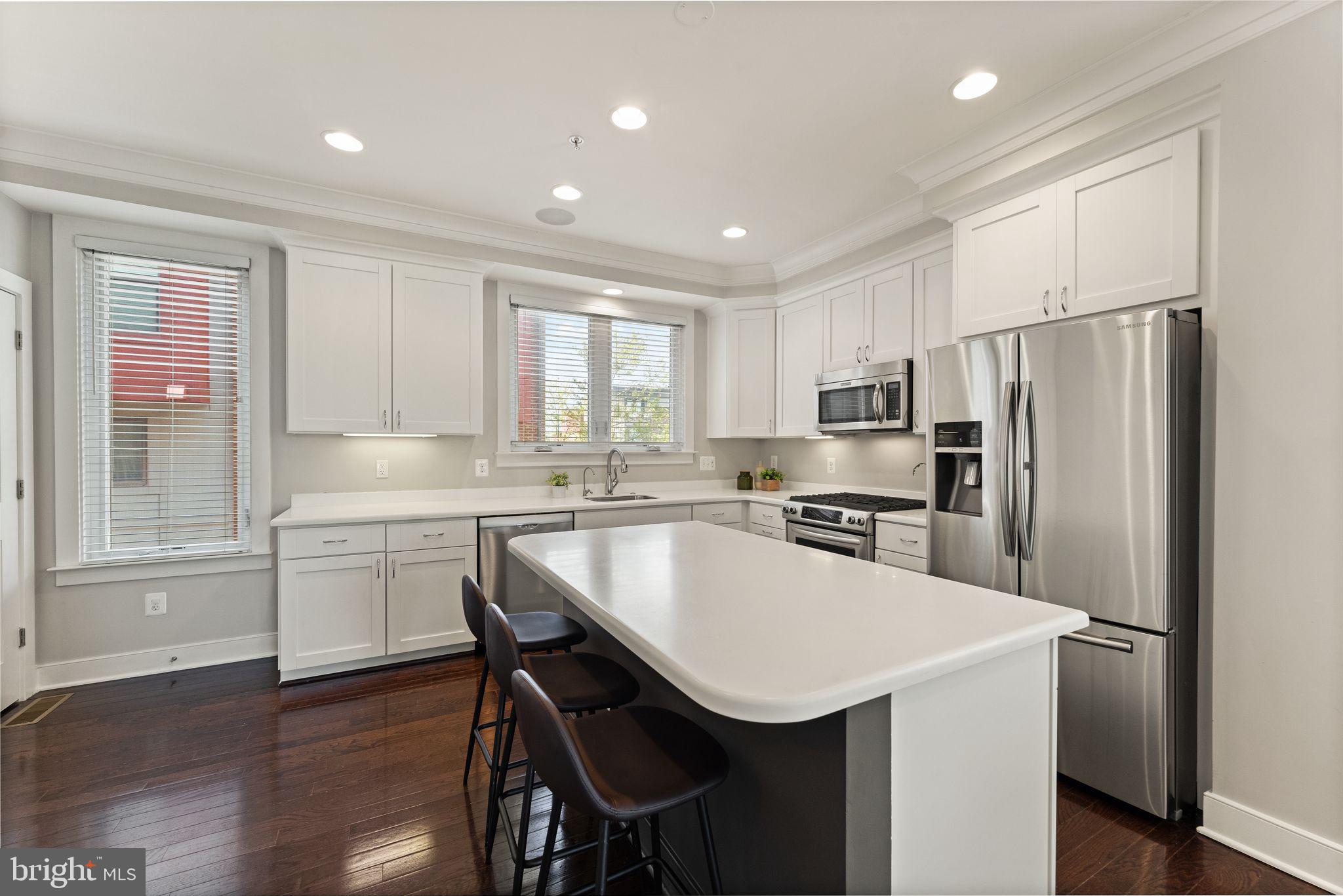 MOSAIC AT MERRIFIELD - Residential