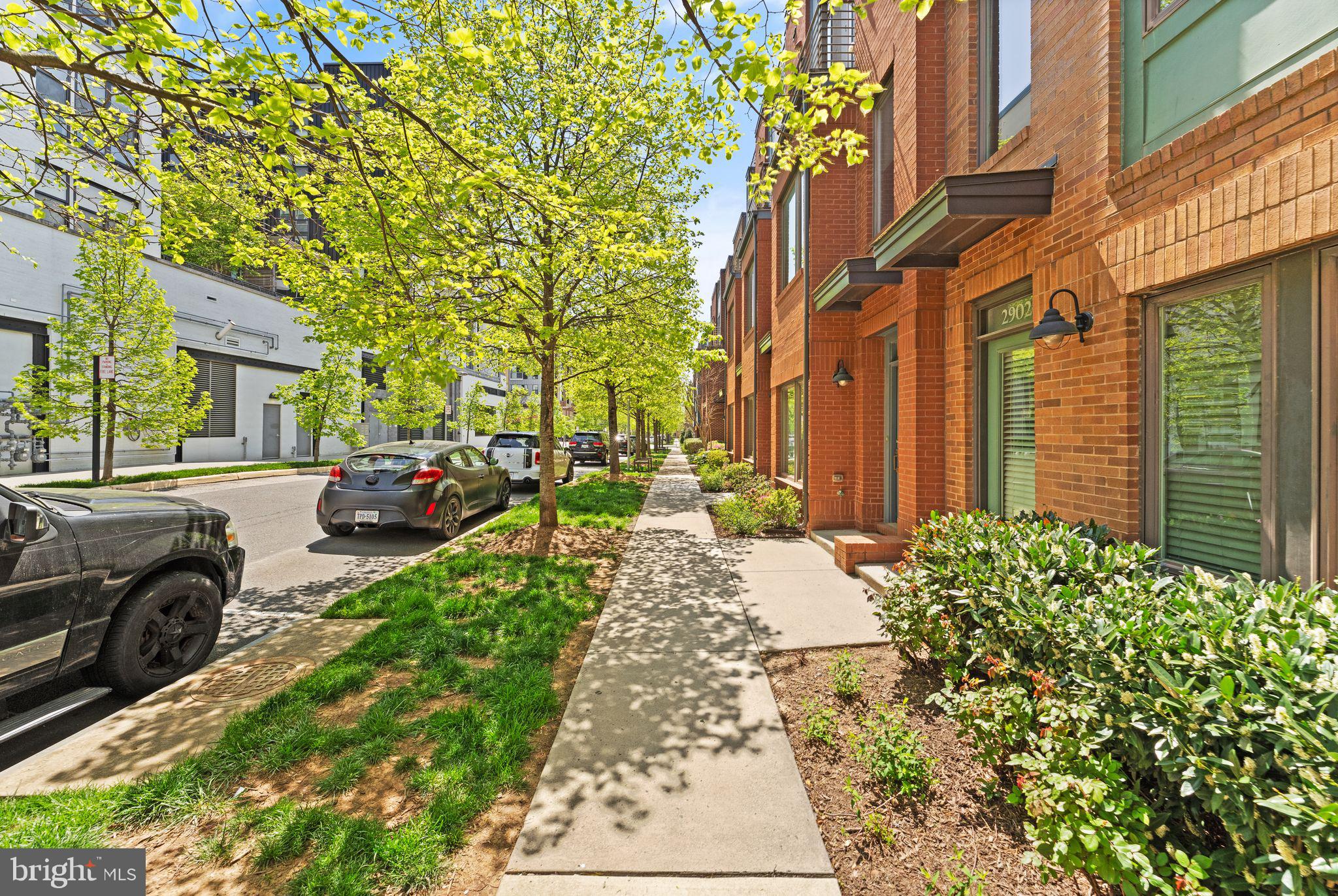 MOSAIC AT MERRIFIELD - Residential