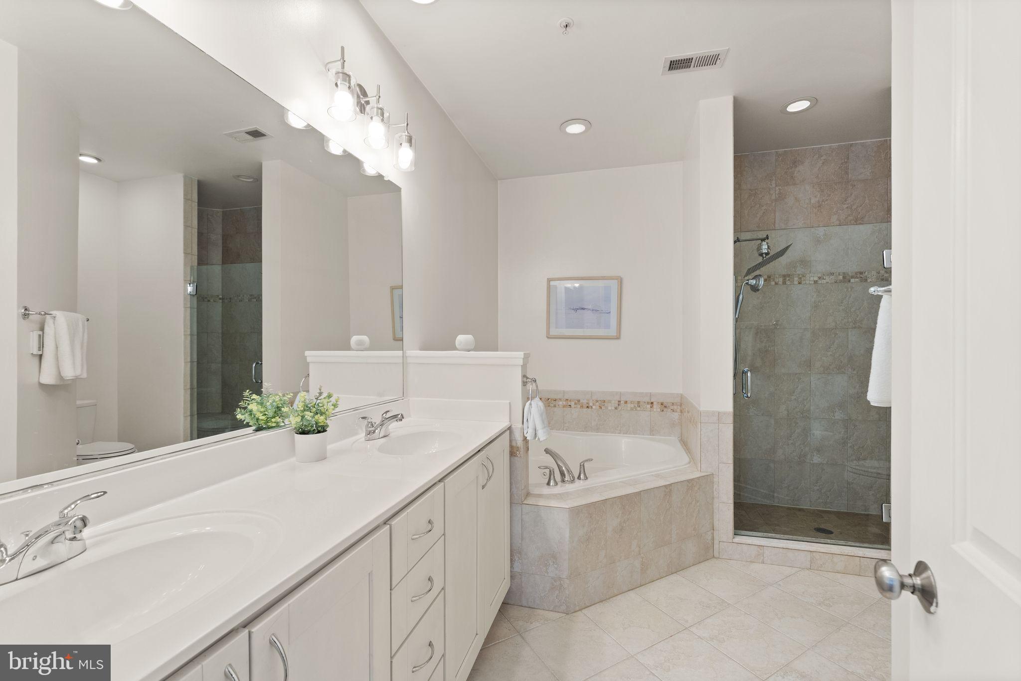 MOSAIC AT MERRIFIELD - Residential