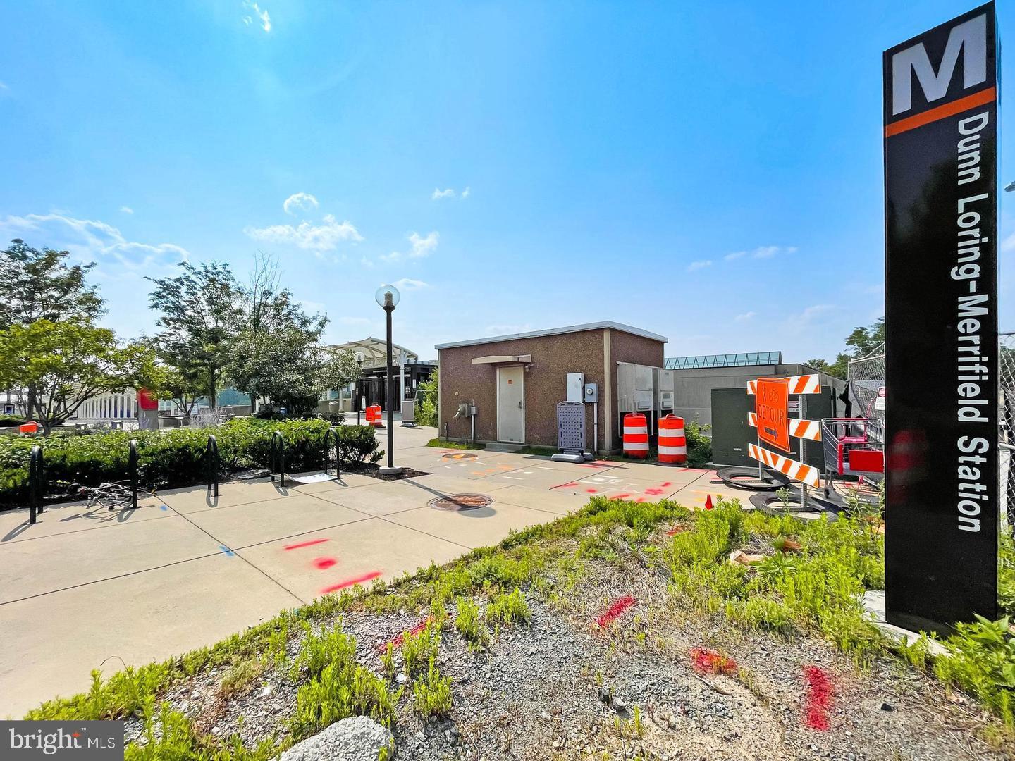 MOSAIC AT MERRIFIELD - Residential