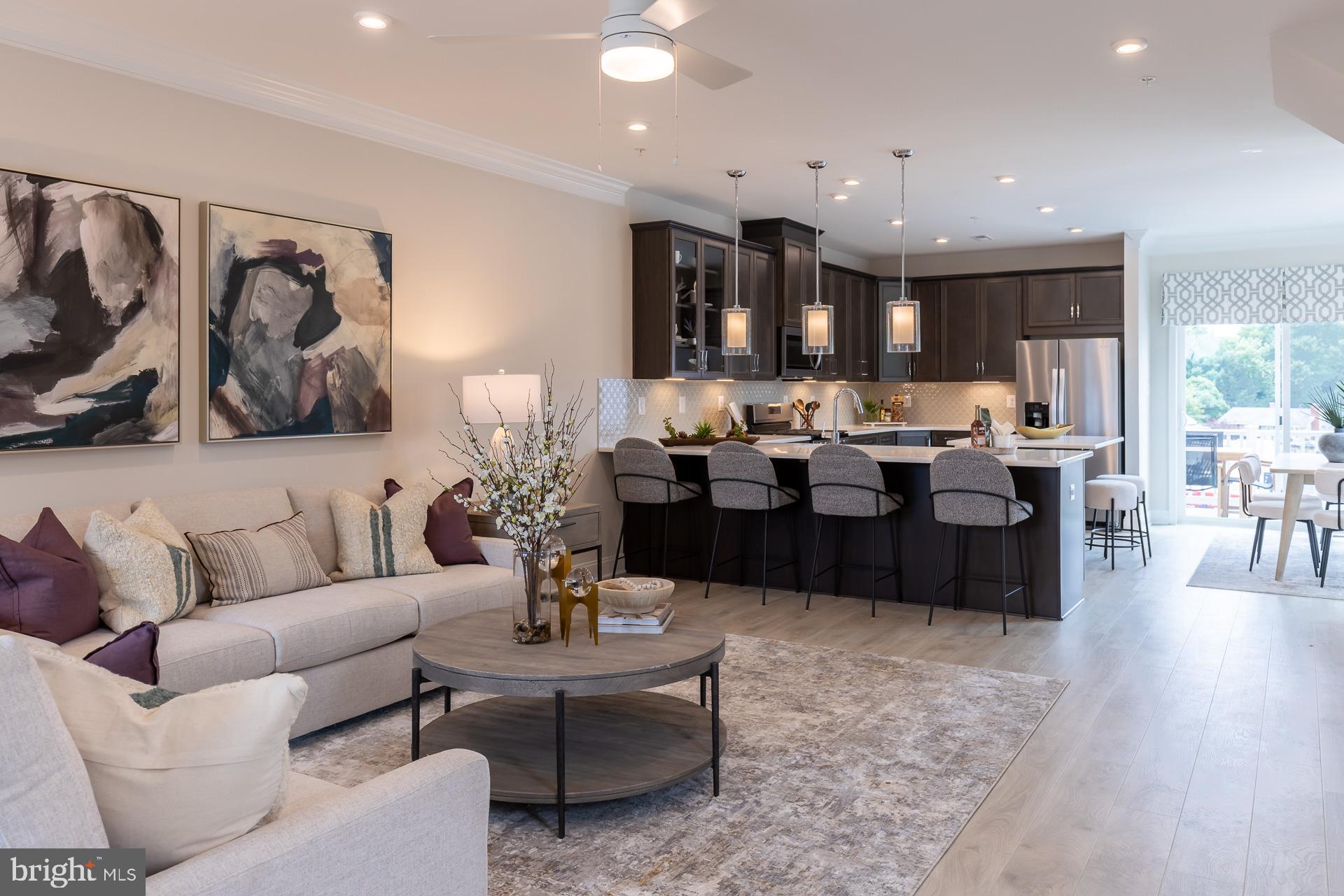 4202 CRESTED VIEW
