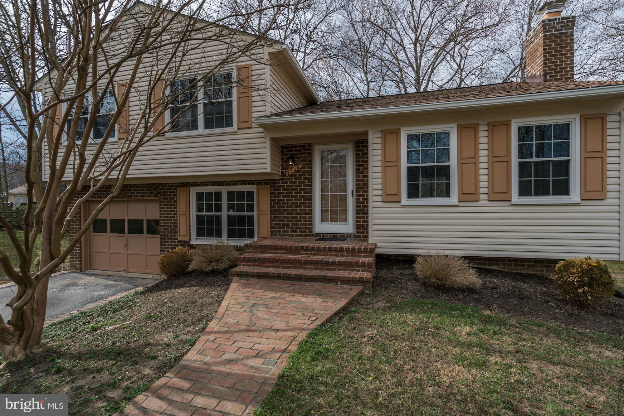 LAKE RIDGE - Residential Lease