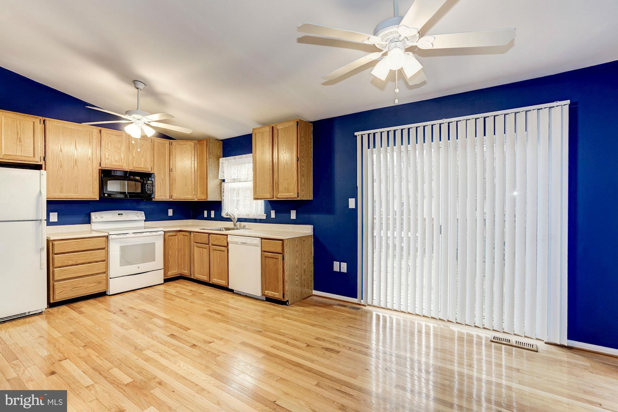 LAKE RIDGE - Residential Lease