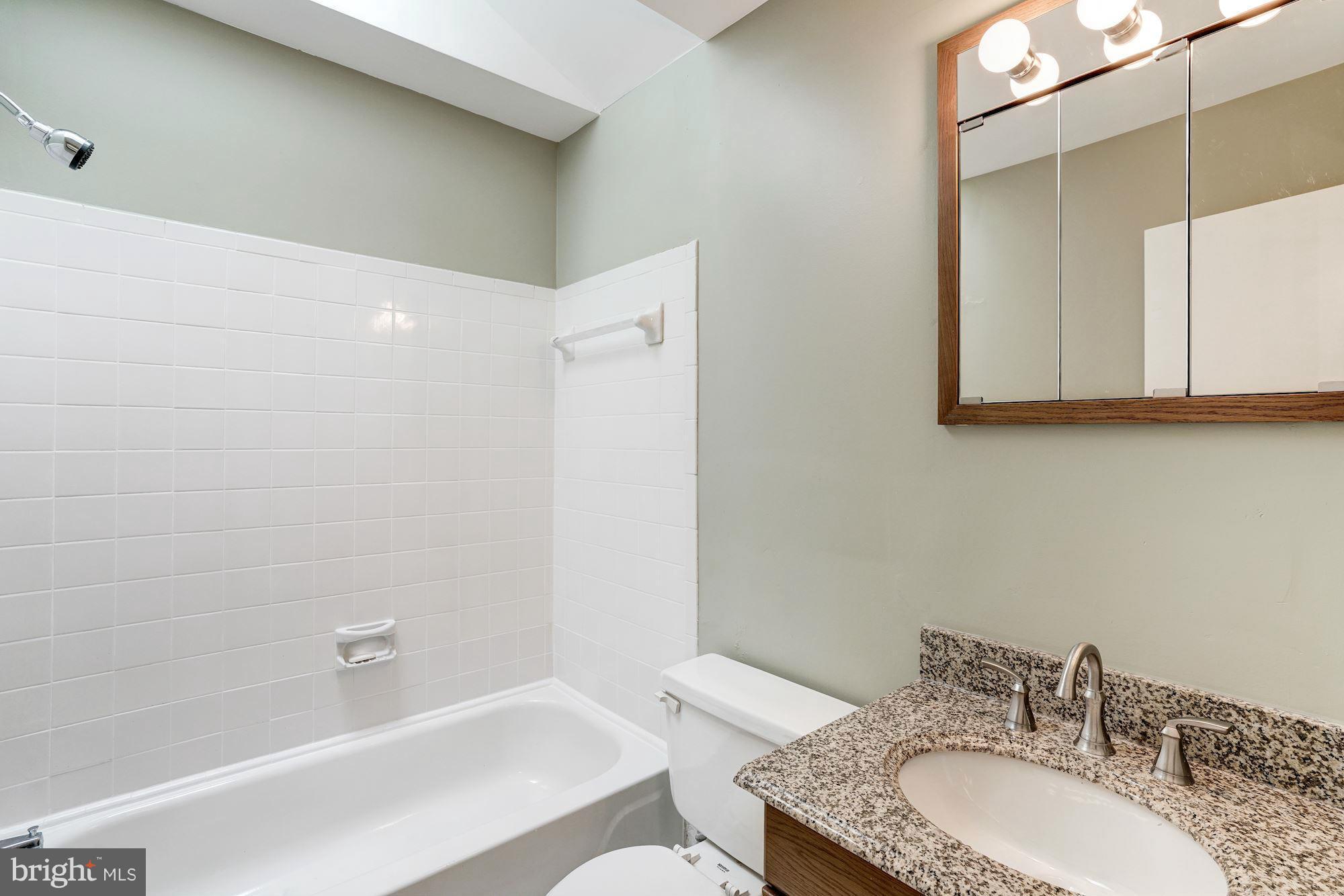 LAKE RIDGE - Residential Lease