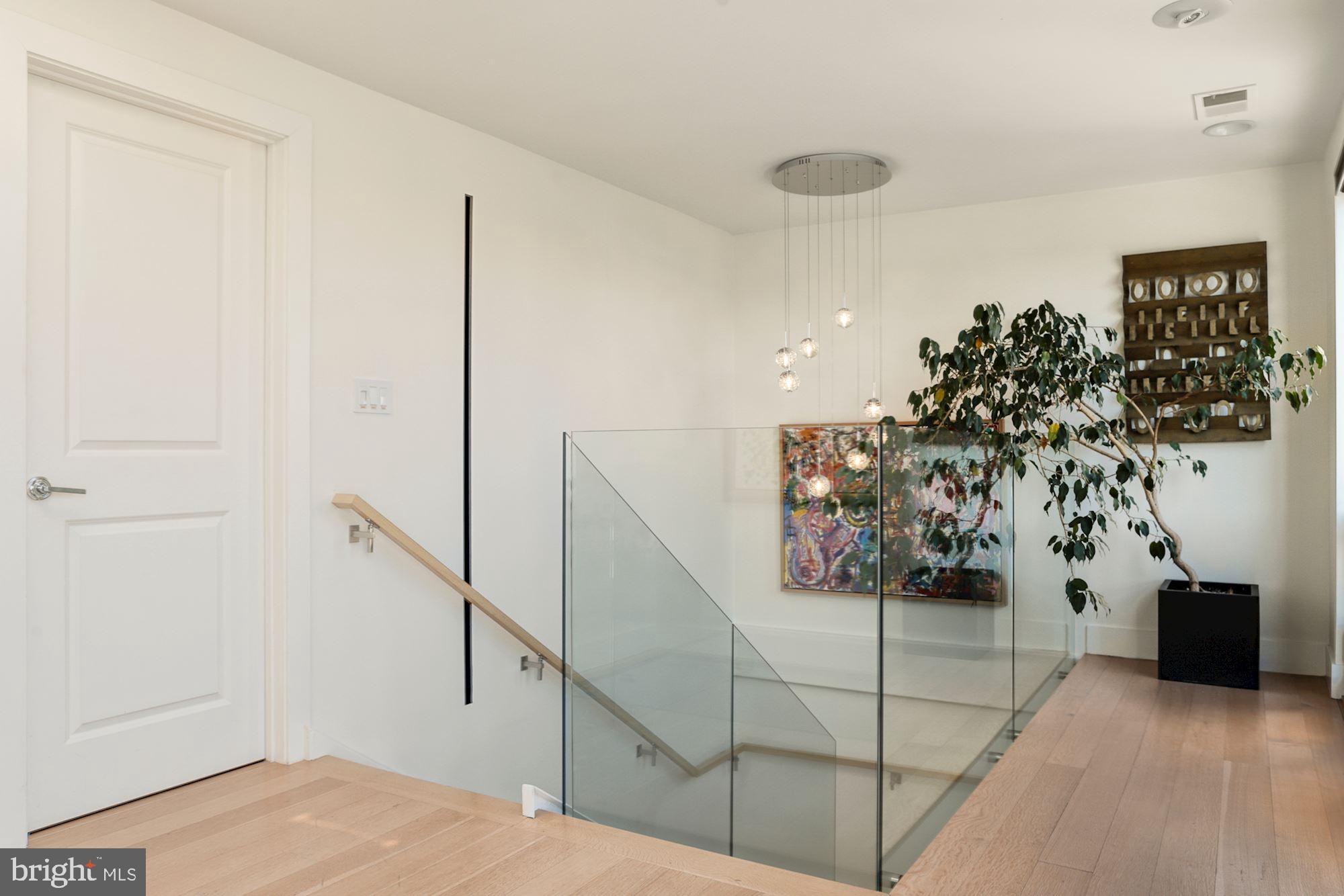 FRIENDSHIP HEIGHTS - Residential