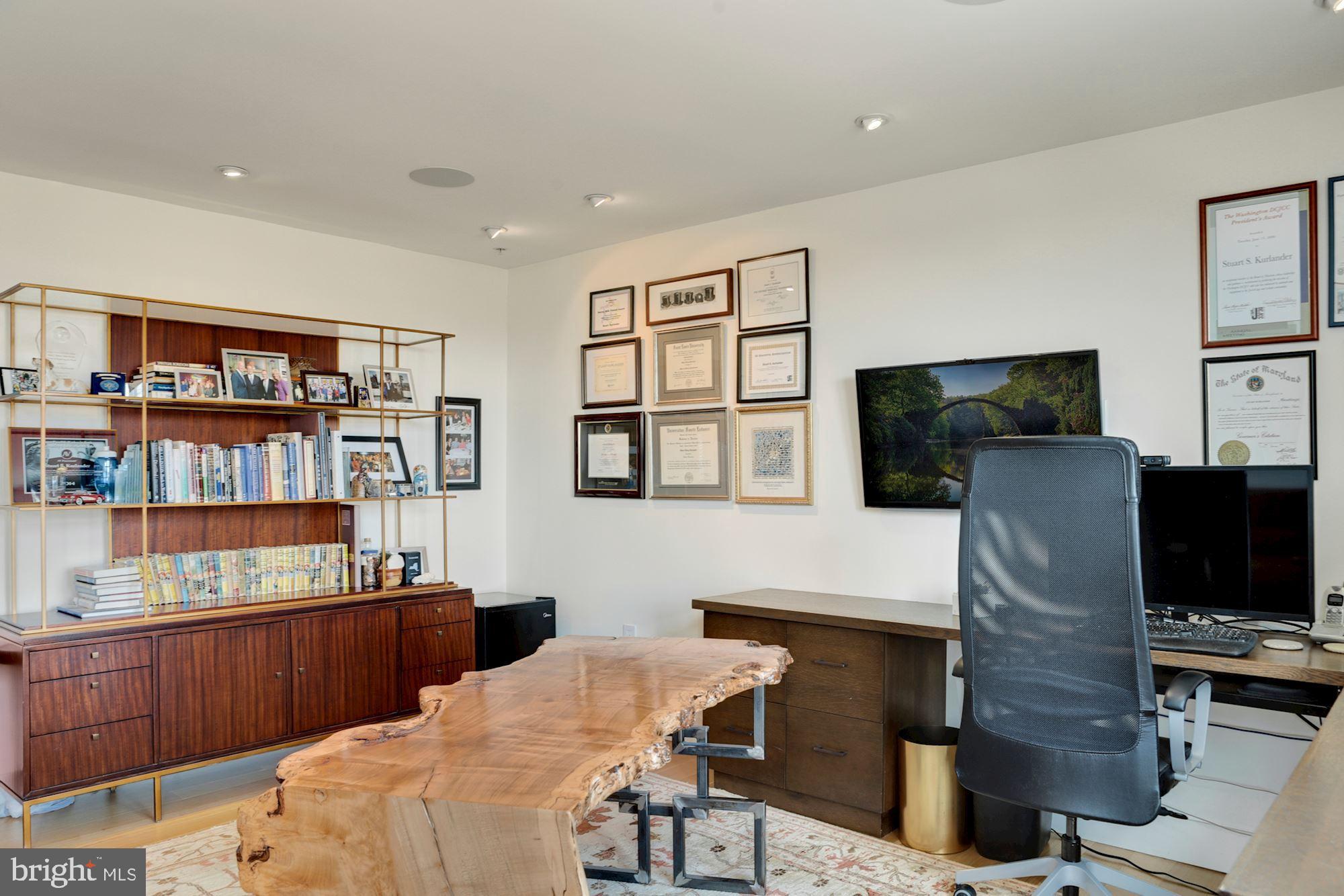 FRIENDSHIP HEIGHTS - Residential