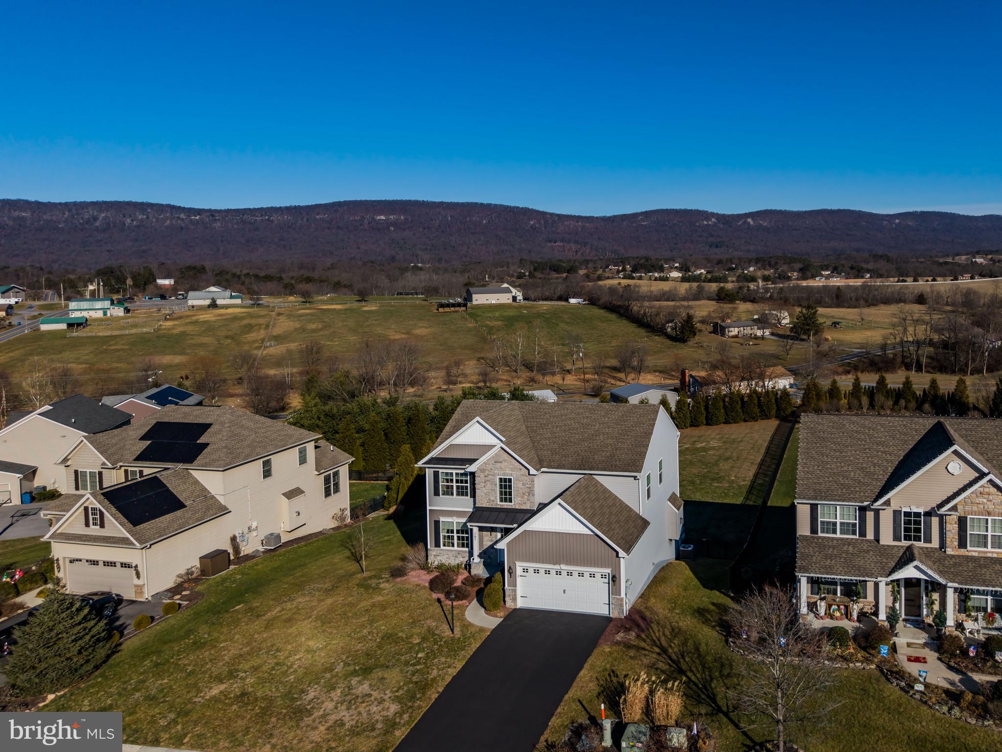 707 APPALACHIAN AVENUE