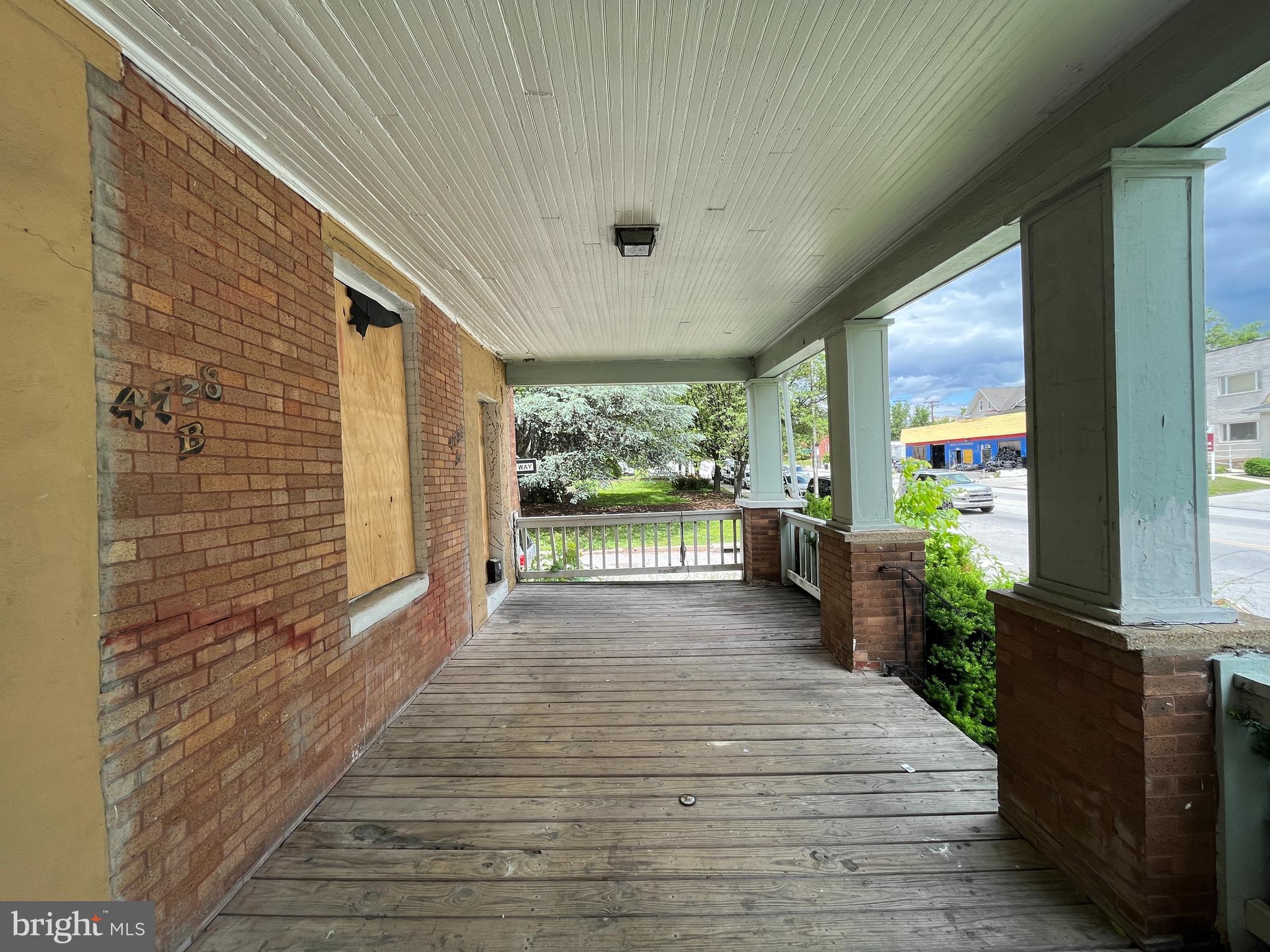 4728 YORK ROAD