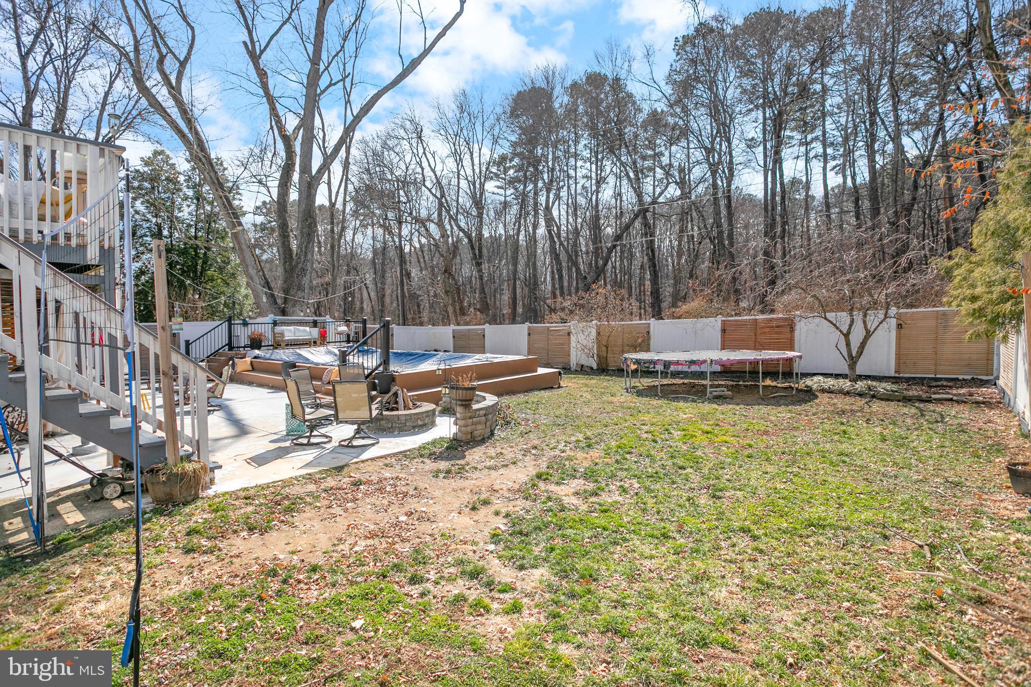 HAYFIELD FARM - Residential