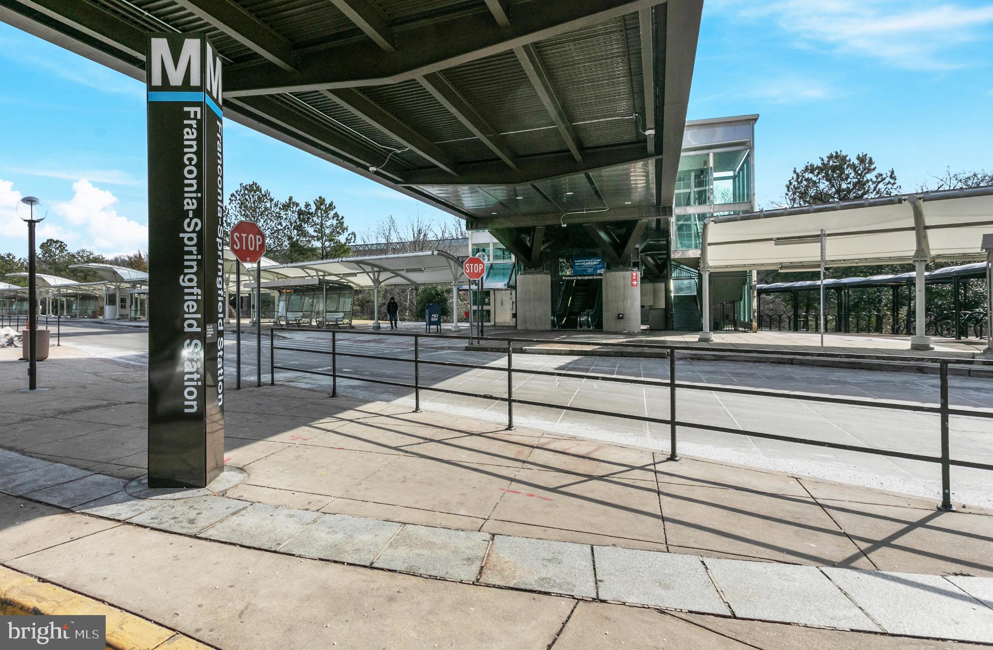 HAYFIELD FARM - Residential