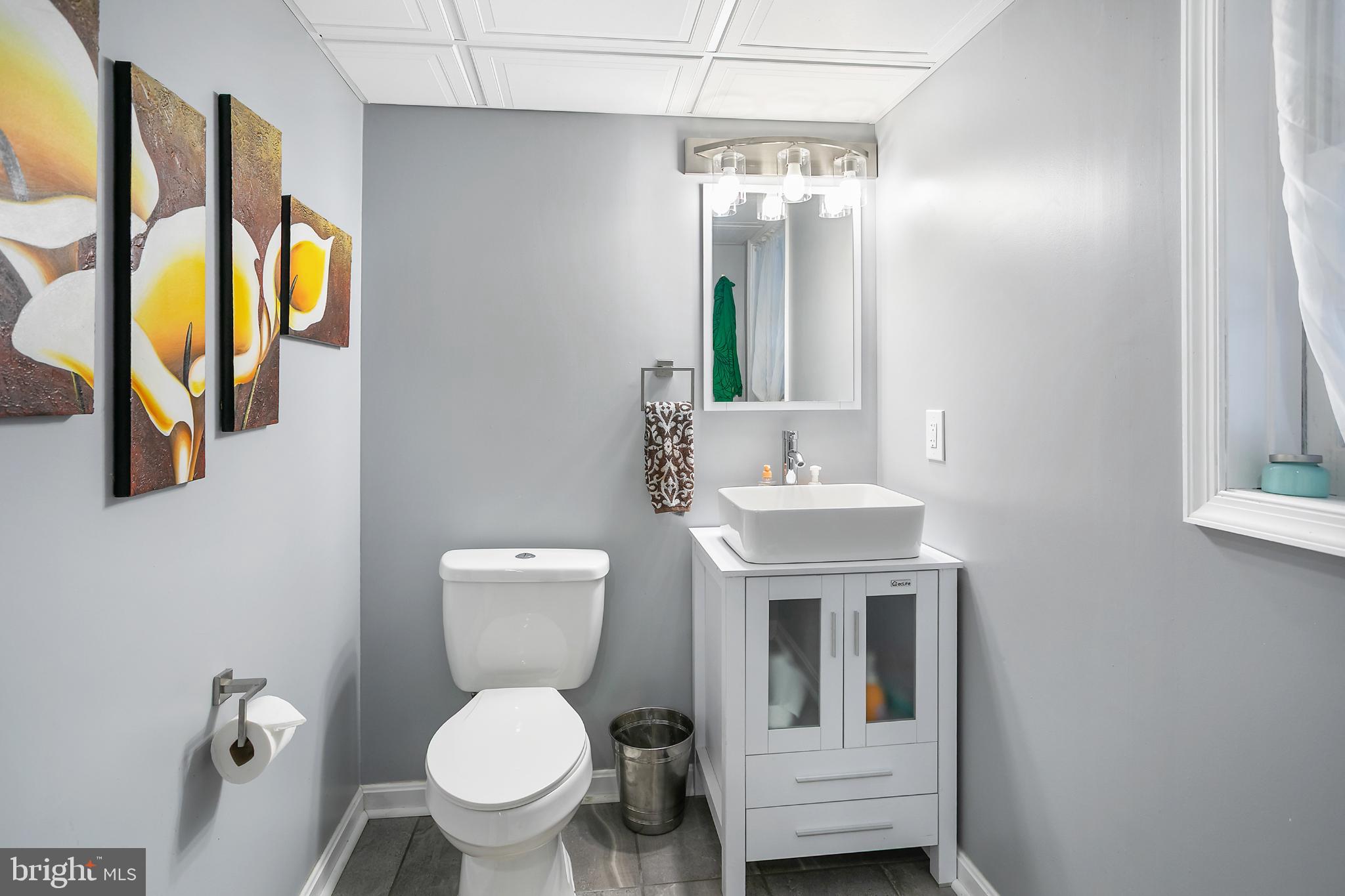 HAYFIELD FARM - Residential