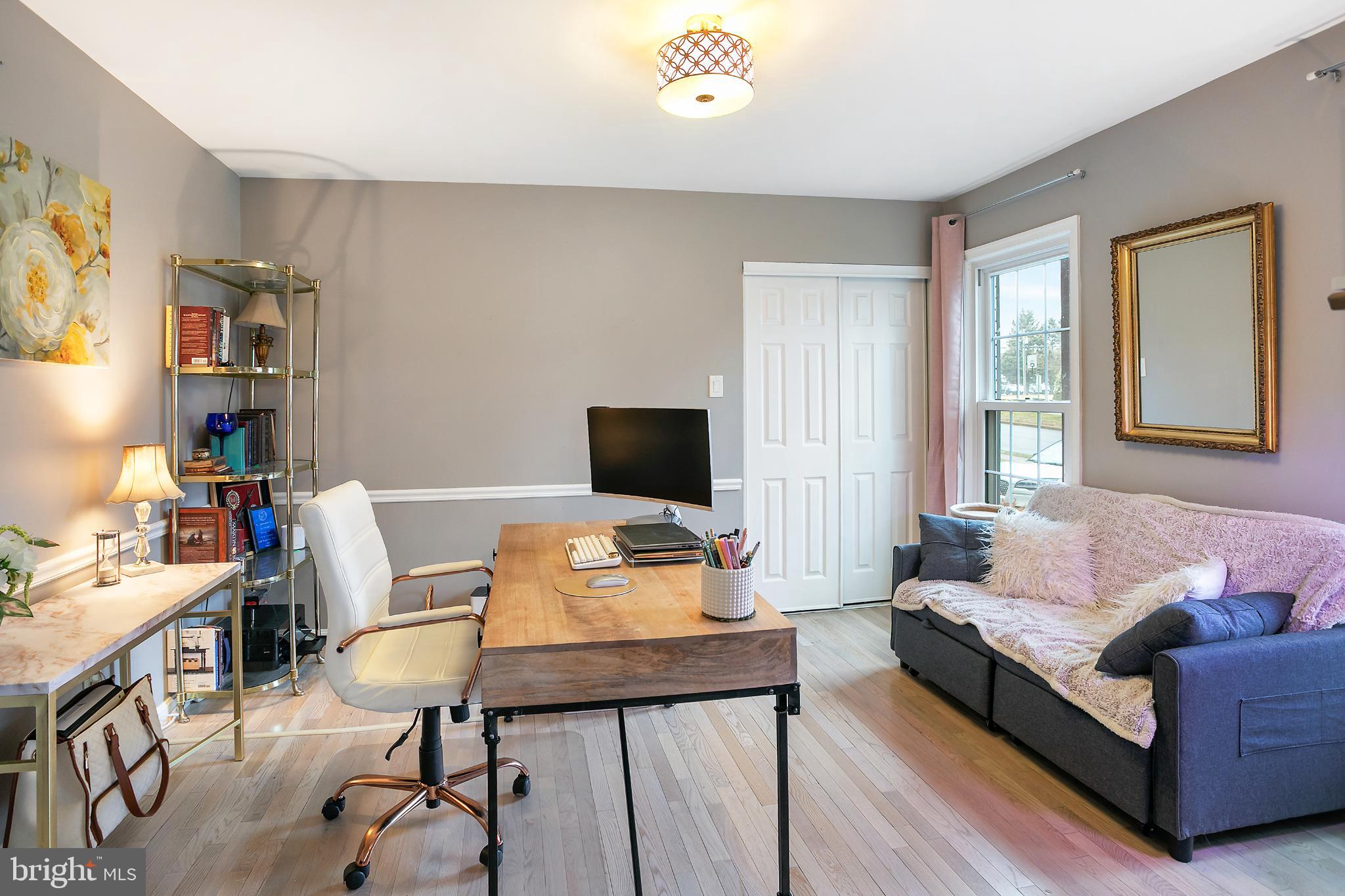 HAYFIELD FARM - Residential