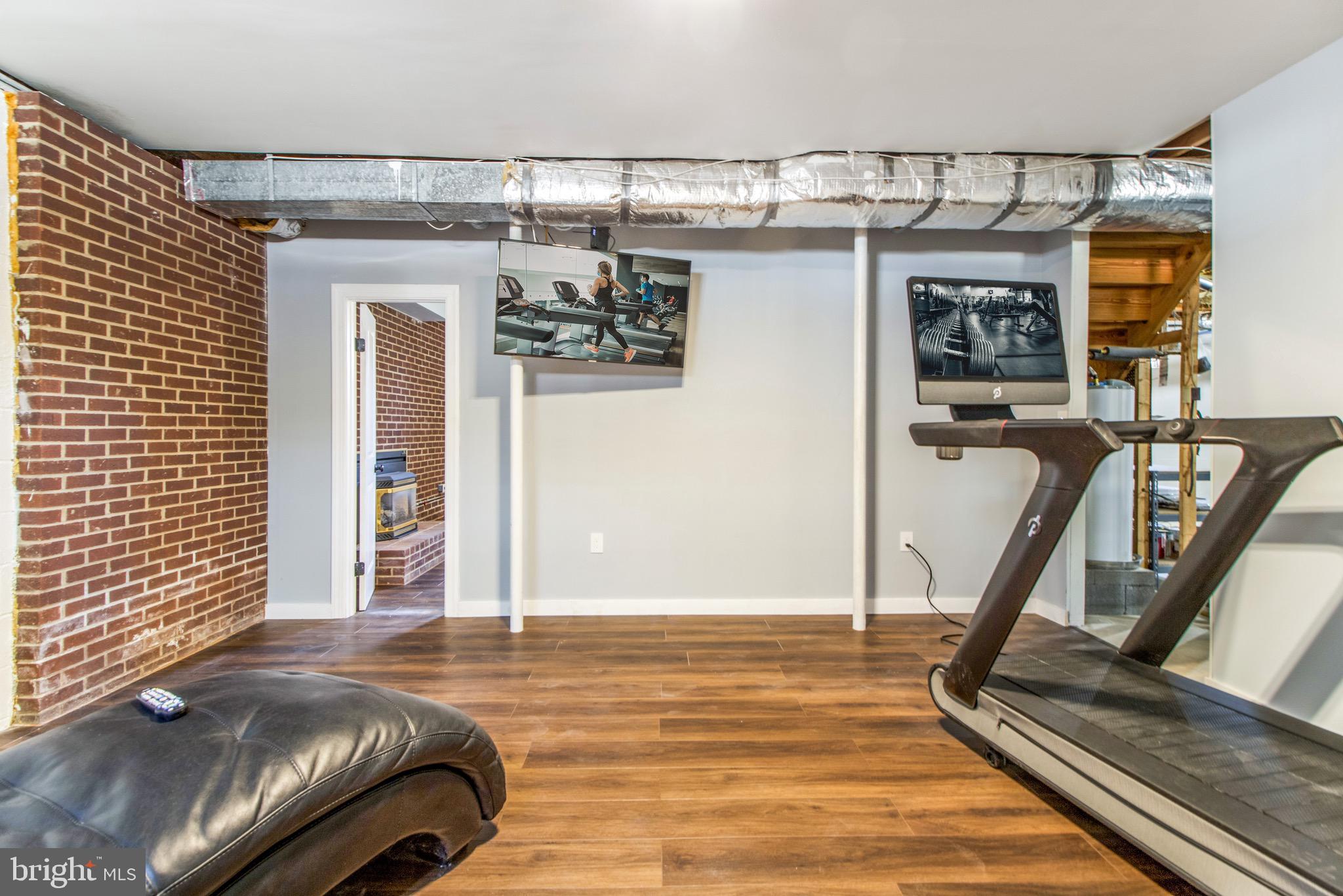 ARGYLE HEIGHTS - Residential