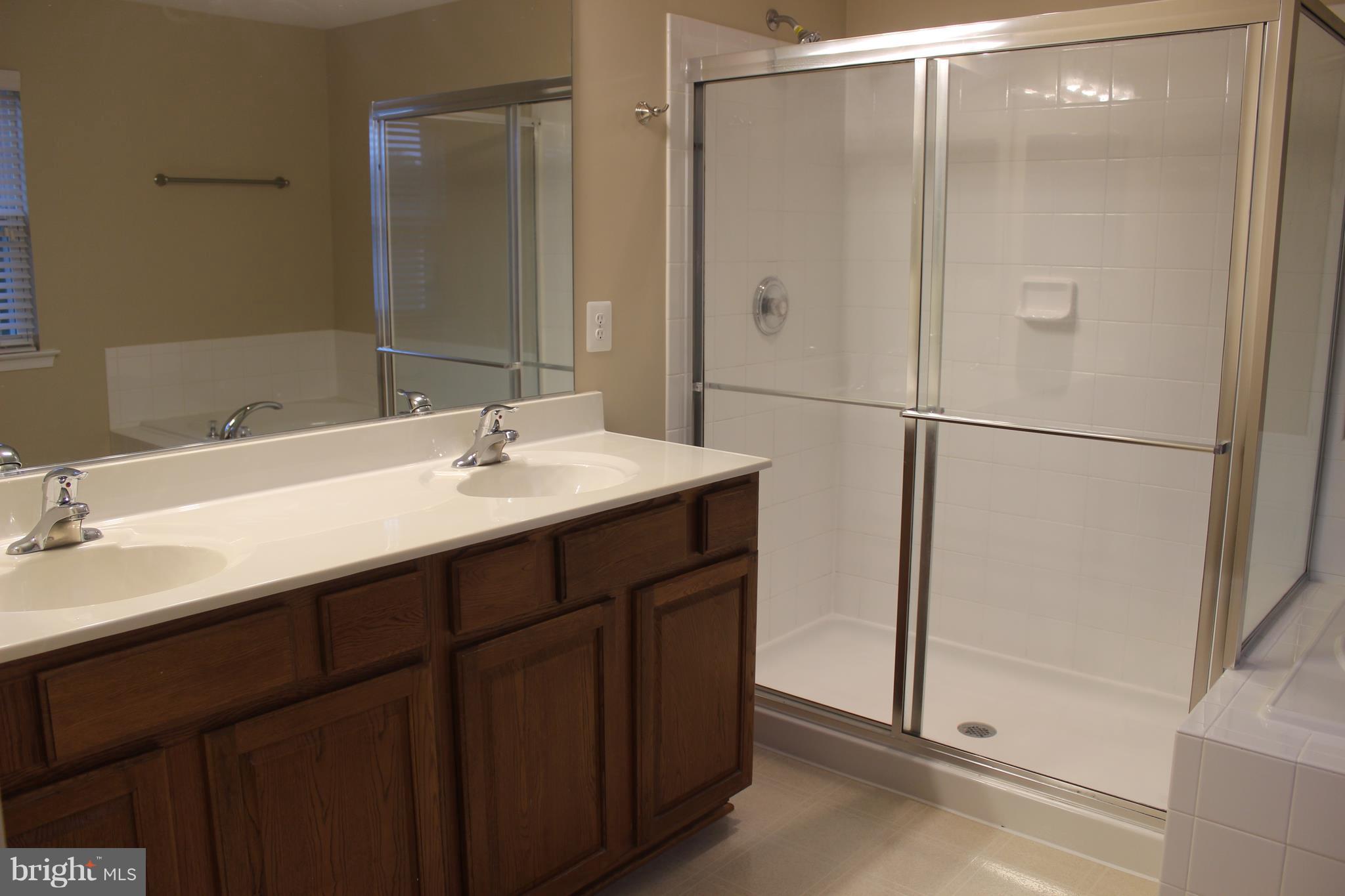 WILLOW PARK - Residential