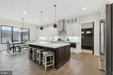 MLS: PADE2086706
