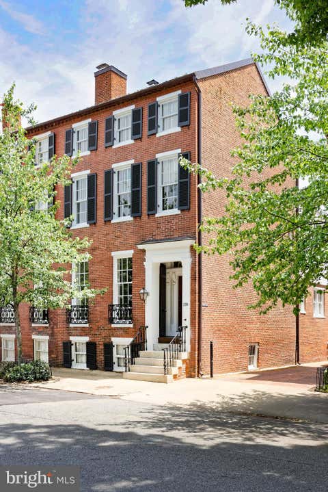 Photo of 210 S Pitt Street, ALEXANDRIA, VA 22314 (MLS # VAAX2060390)