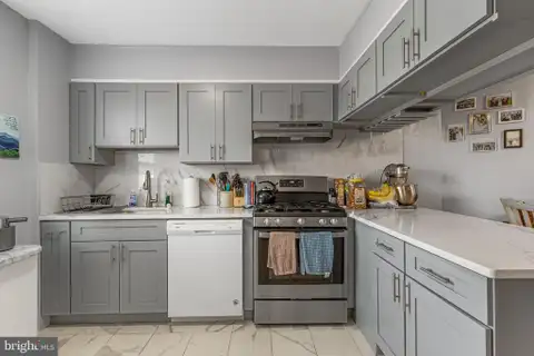 158 Montgomery Avenue Unit 2, Bala Cynwyd, PA MLS: PAMC2175442