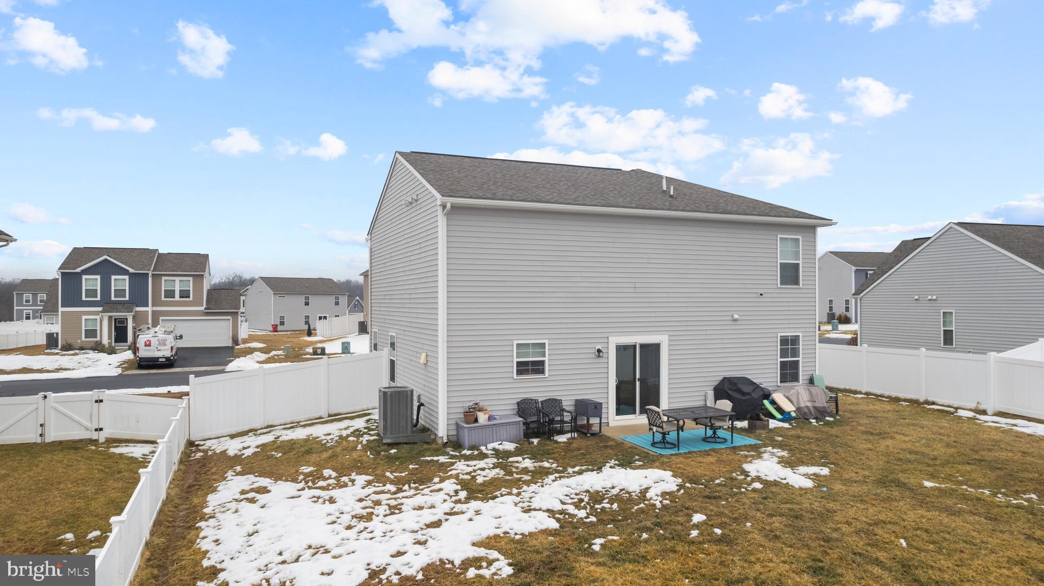 MORNING DOVE ESTATES - Residential