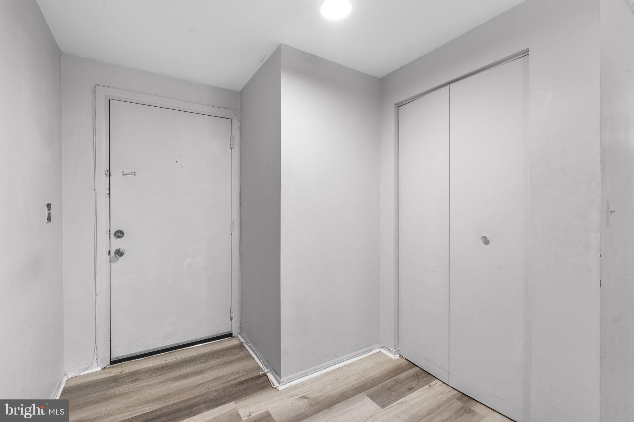 18204 SWISS CIRCLE 302