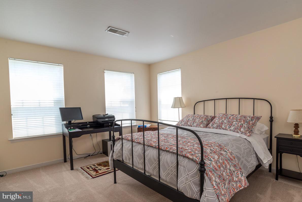 TAVISTOCK FARMS - Residential