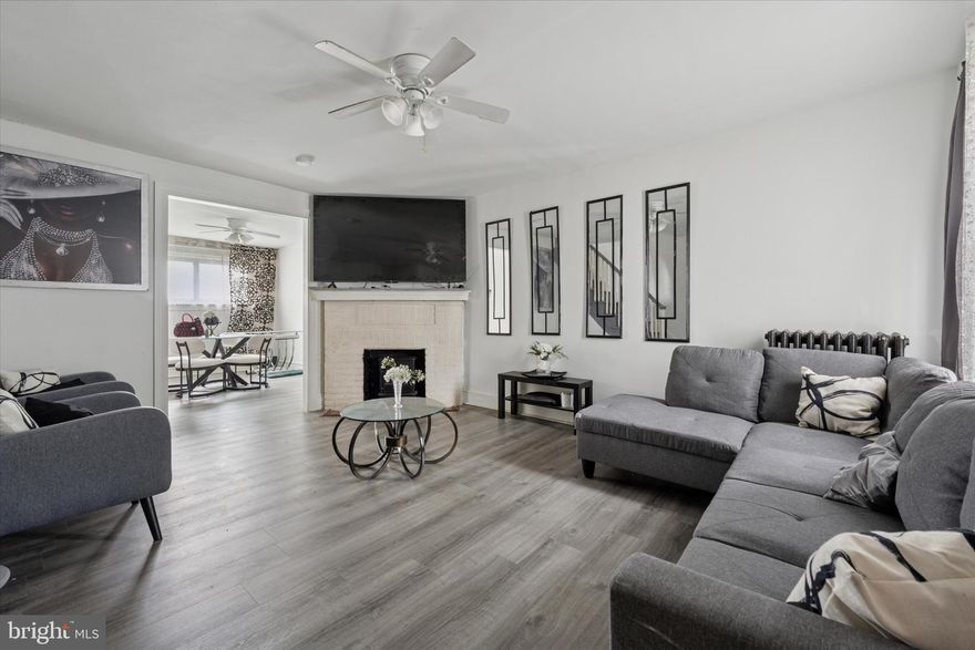 Come that a look at this spacious and charming 2-bedroom home in the Sharon Hill area that ready for you to move right in! This home is being sold as is.