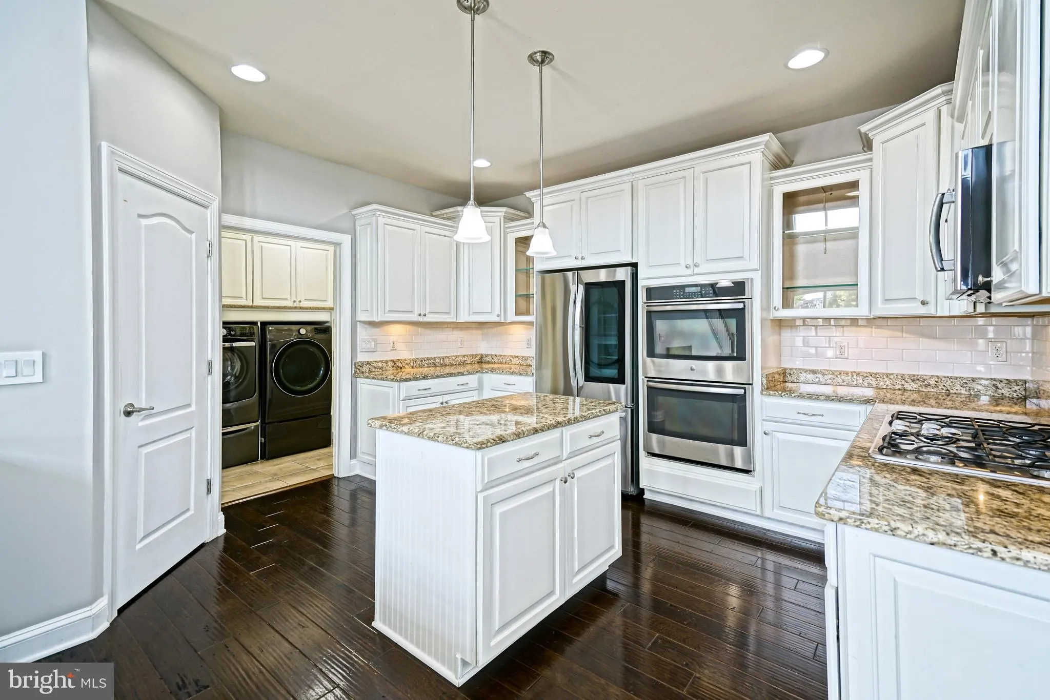 Lewes, Delaware 19958, United States, 5 Bedrooms Bedrooms, ,3 BathroomsBathrooms,Residential,Active,121642